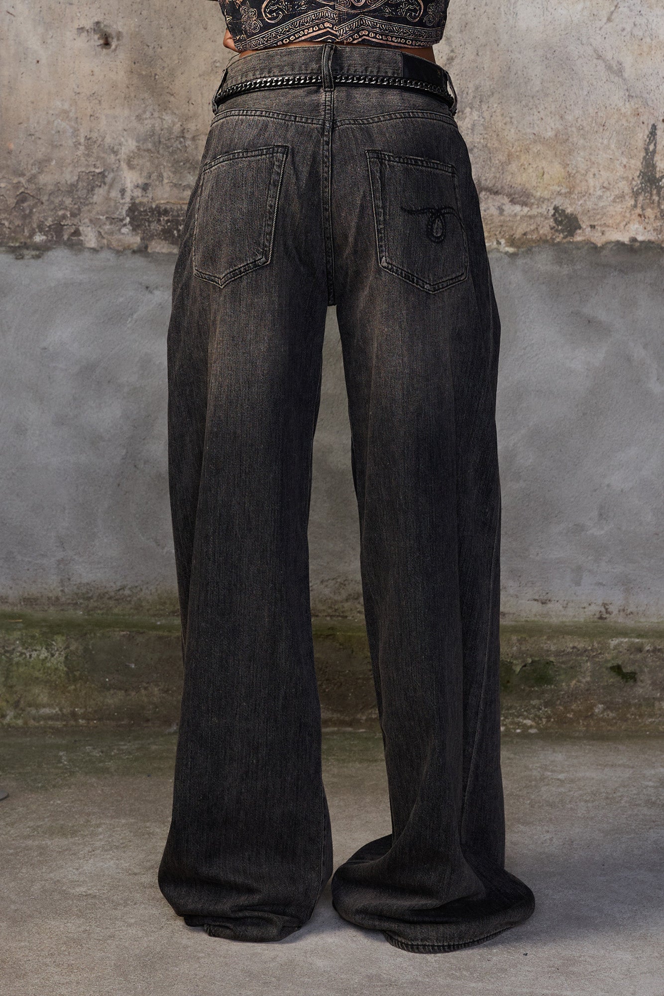 D'ARCY FLARE JEAN - ELLERY BLACK - R13