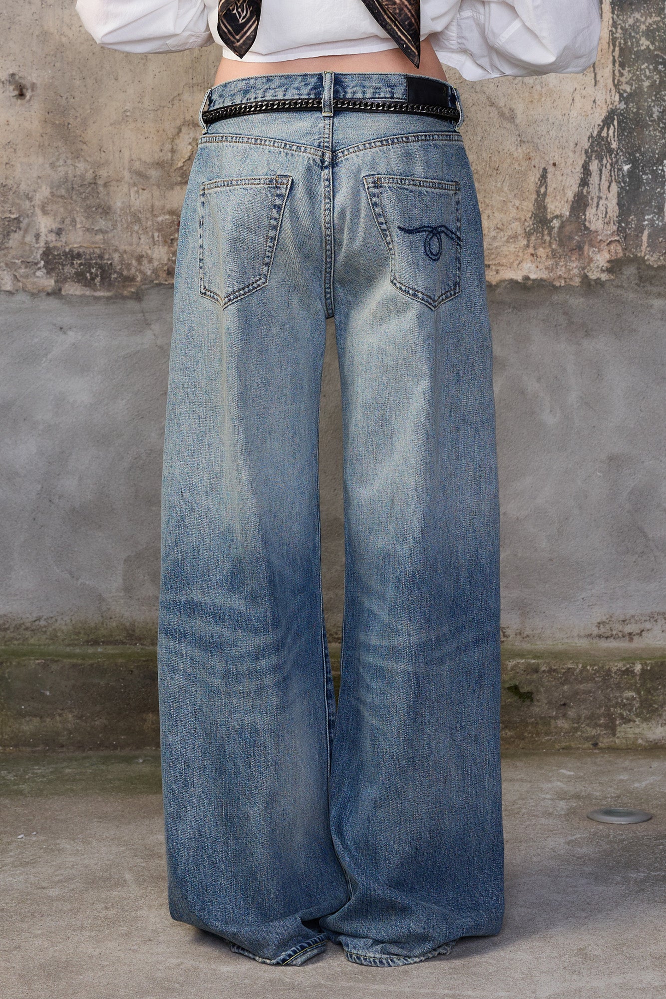 D'ARCY FLARE JEAN - RIVINGTON BLUE - R13