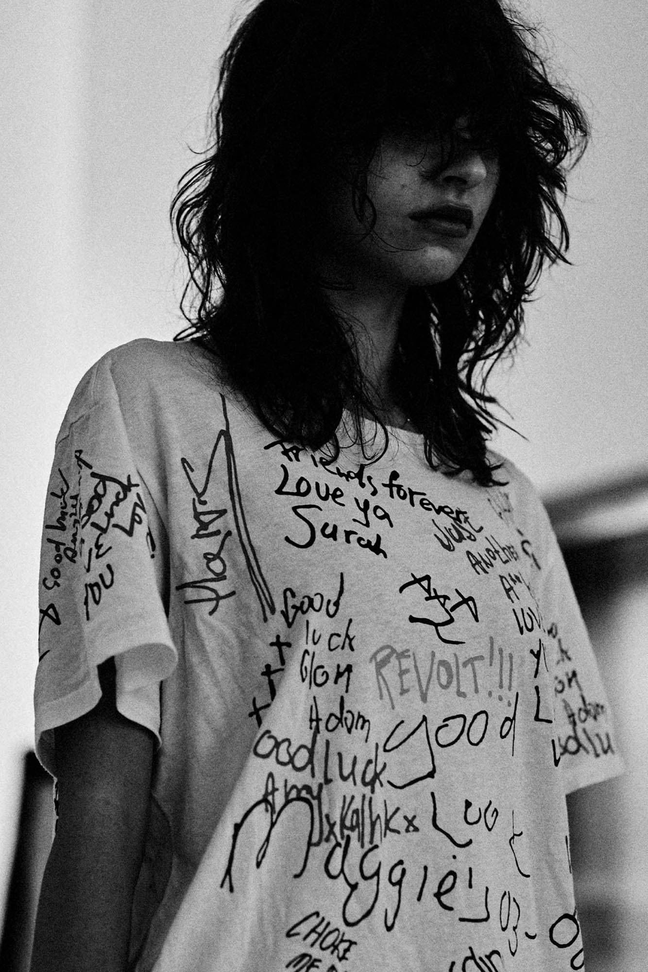 END OF THE YEAR BOY T - ECRU W/ SCRIBBLES - R13