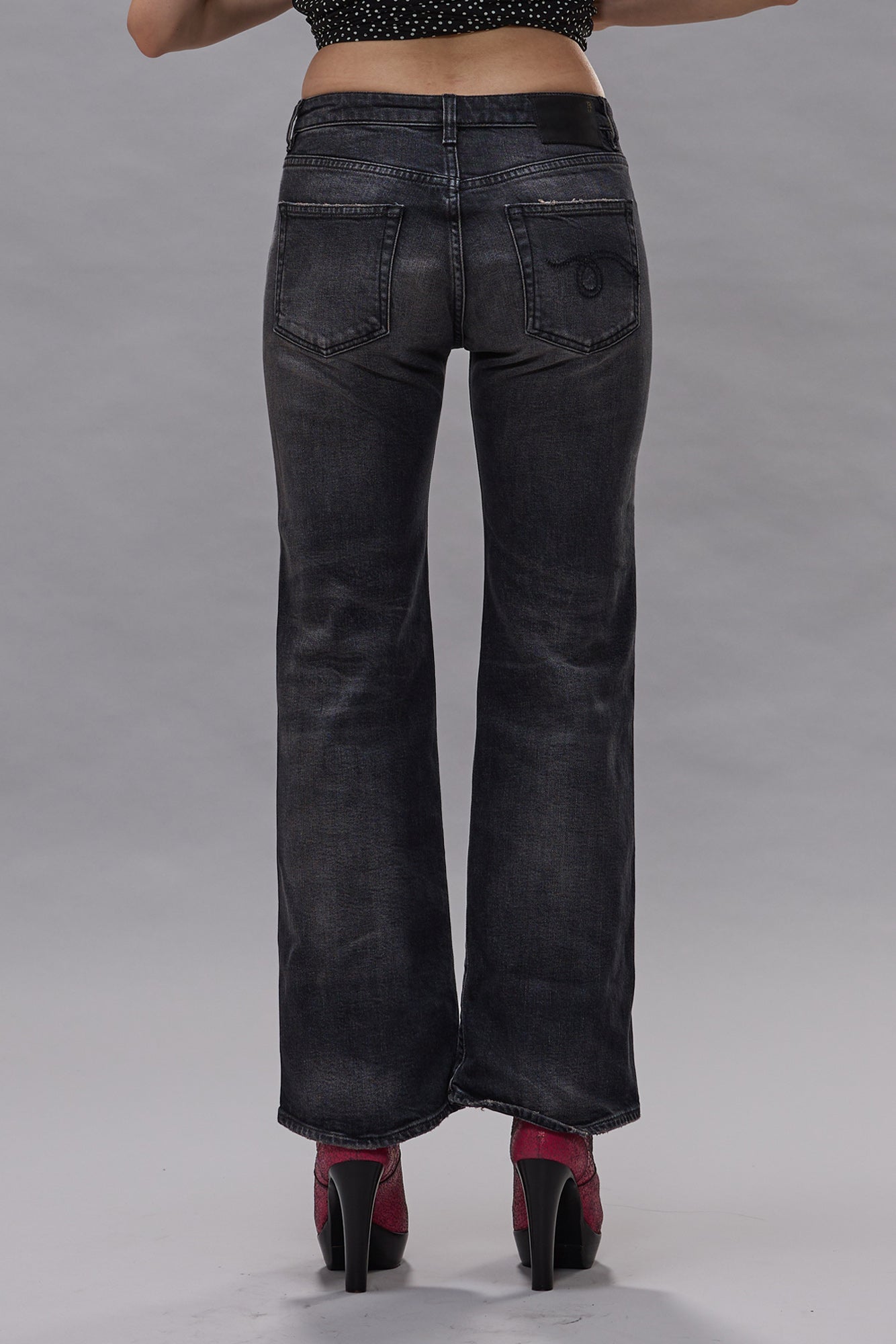 JOAN CROPPED FLARE JEAN - ESSEX BLACK STRETCH - R13