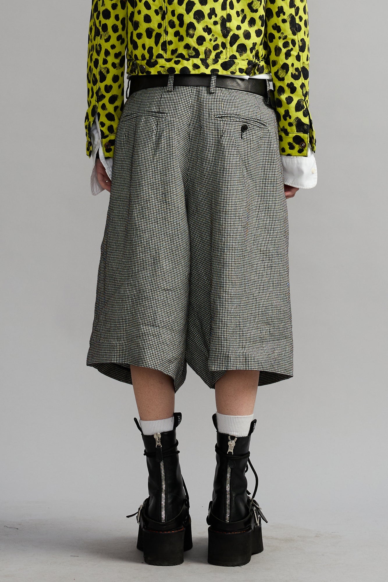 JUMBO TAILORED SHORT - BLACK / WHITE HOUNDSTOOTH - R13