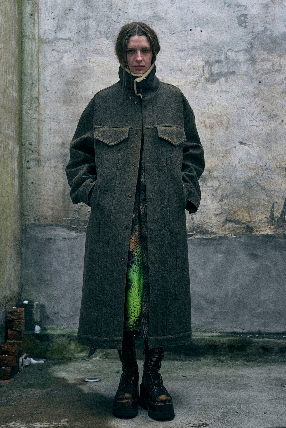 Kat Trucker Coat With Shearling Collar - Brown - R13