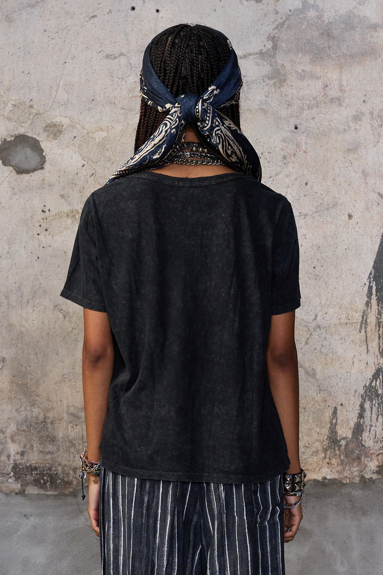 LOW NECK HENLEY TEE - DARK ACID GREY - R13