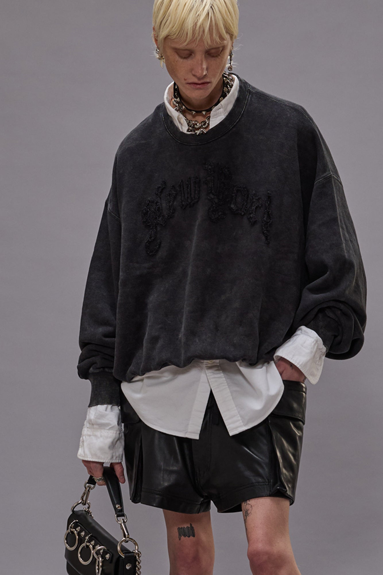 NEW YORK BALLOON CREWNECK - WASHED BLACK - R13