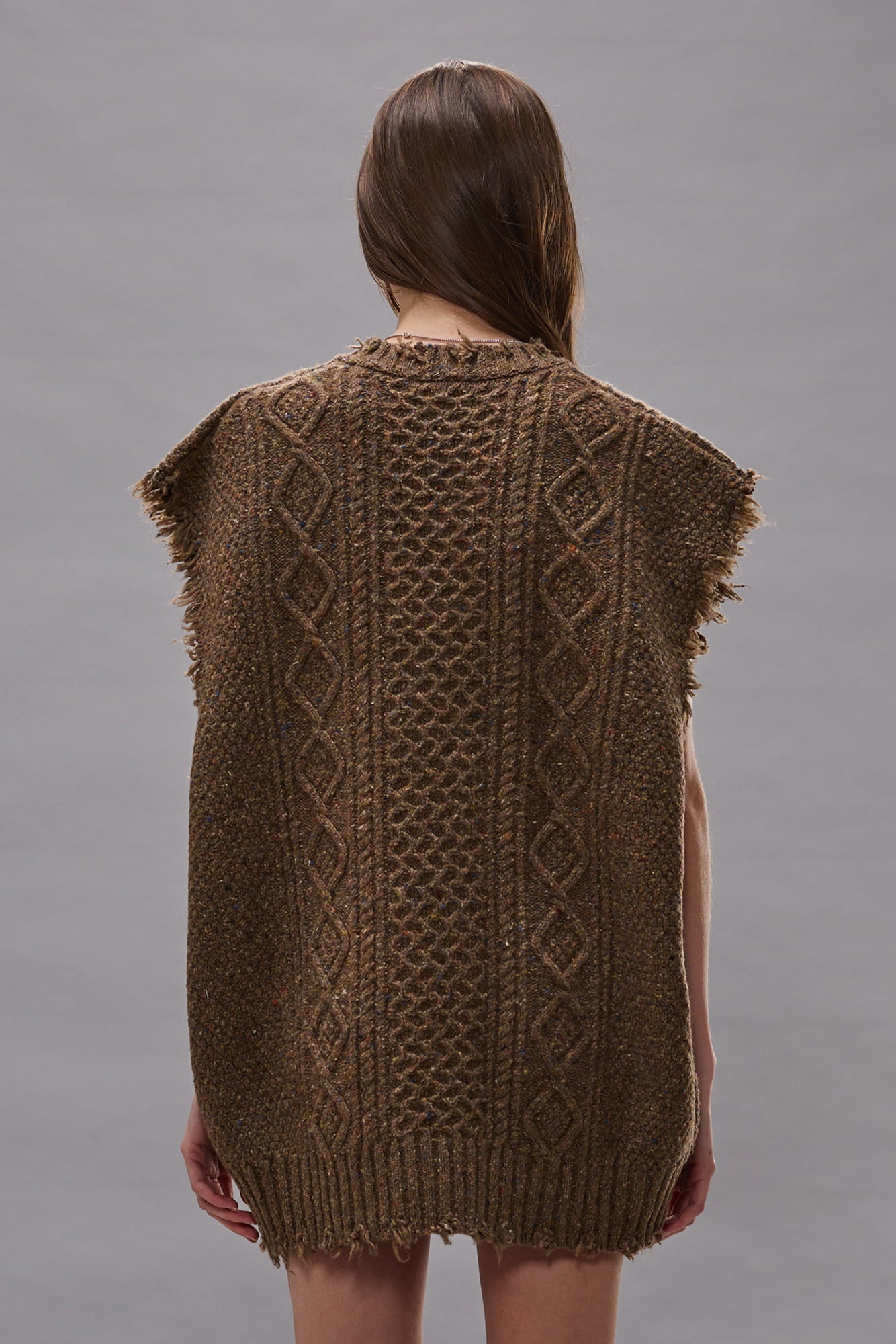 Oversized Cable Sweater Vest - Brown Tweed - R13