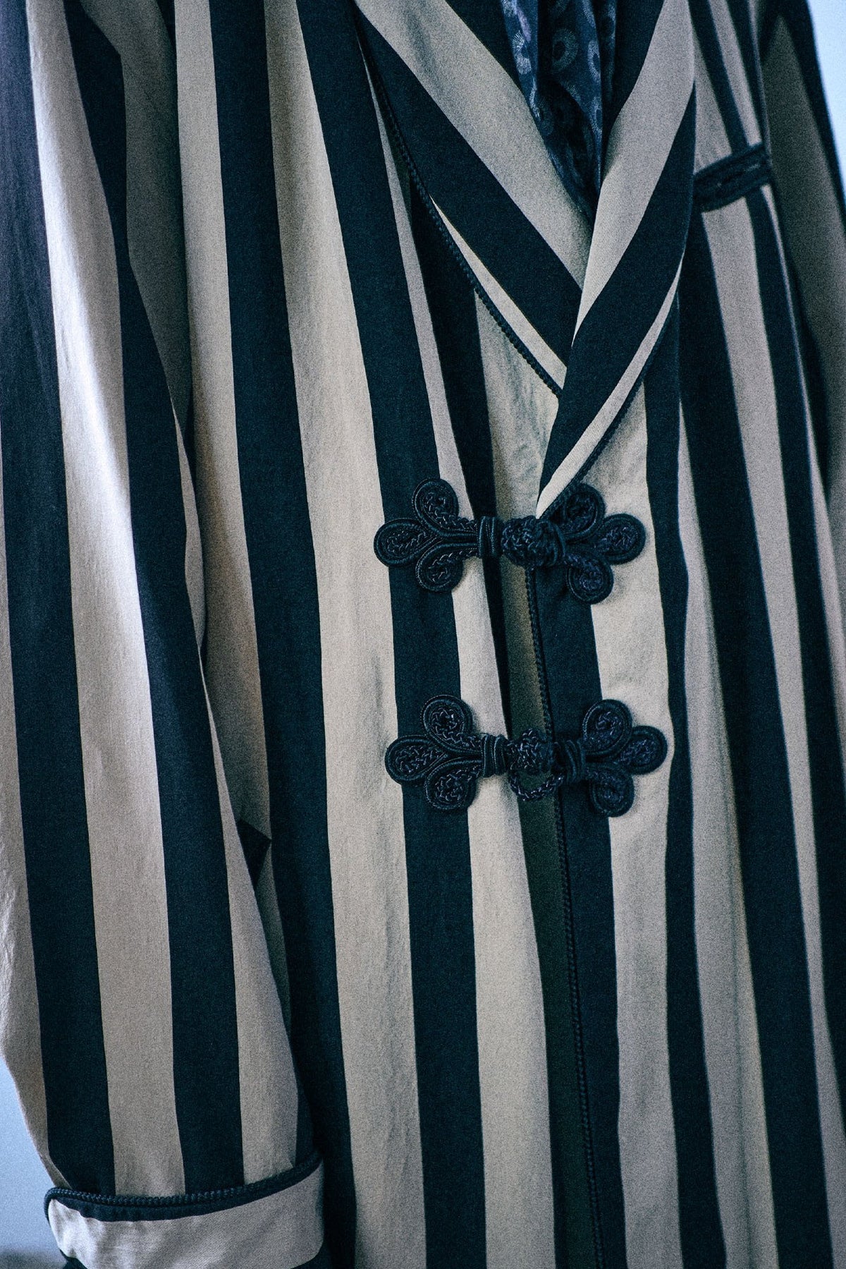 Oversized Robe - Black And Cream Wide Stripe - R13