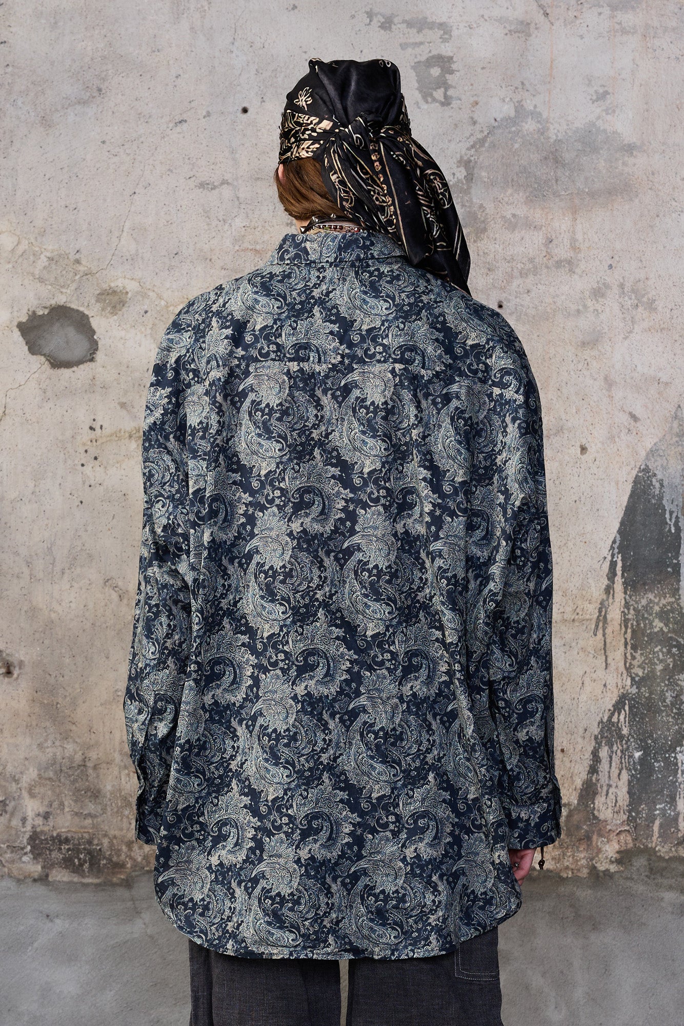 PINTUCK DROP NECK SHIRT - BLUE INDIGO PAISLEY - R13