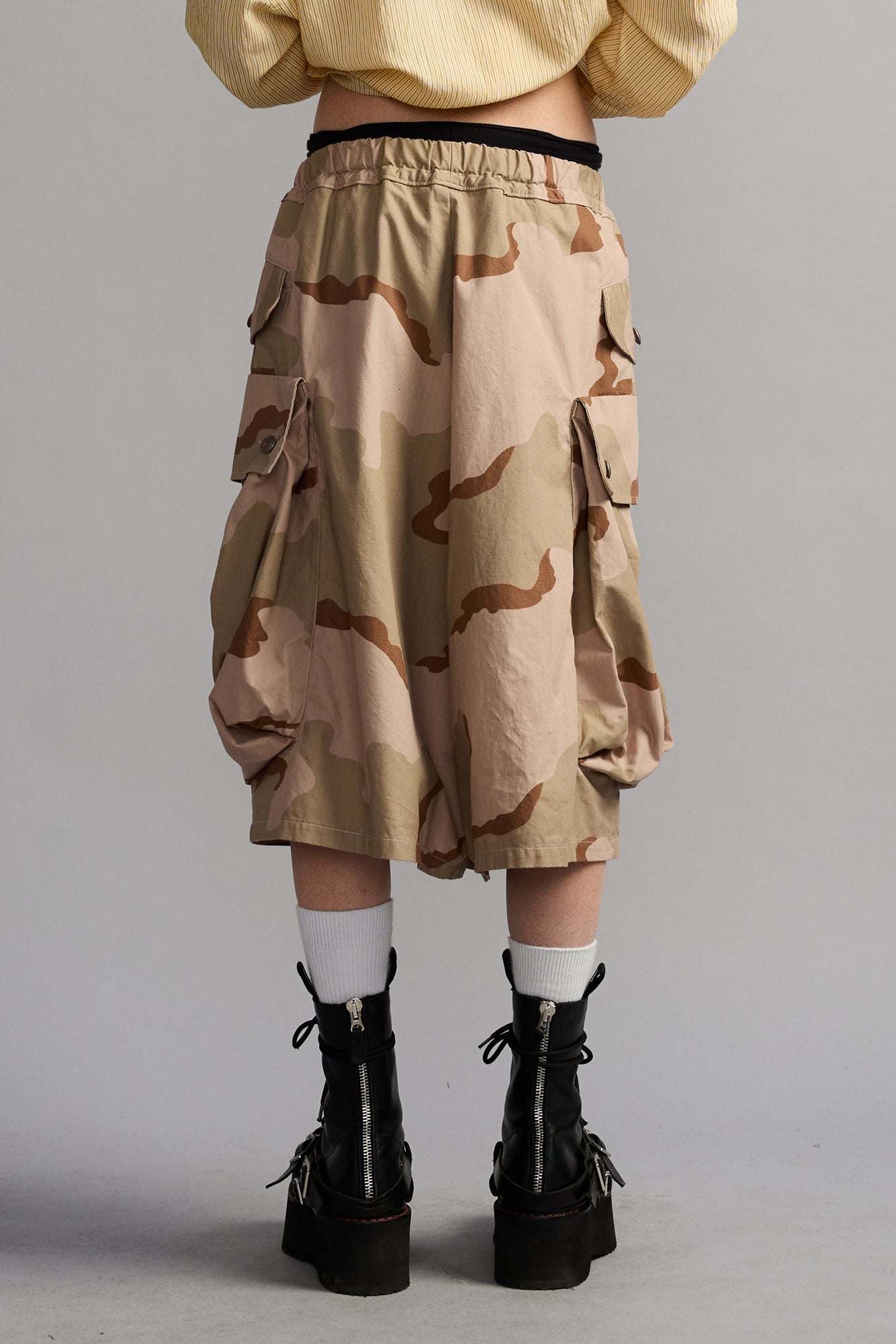 Pleated Jumbo Short With Elastic Waist - Dusty Pink Camo - R13