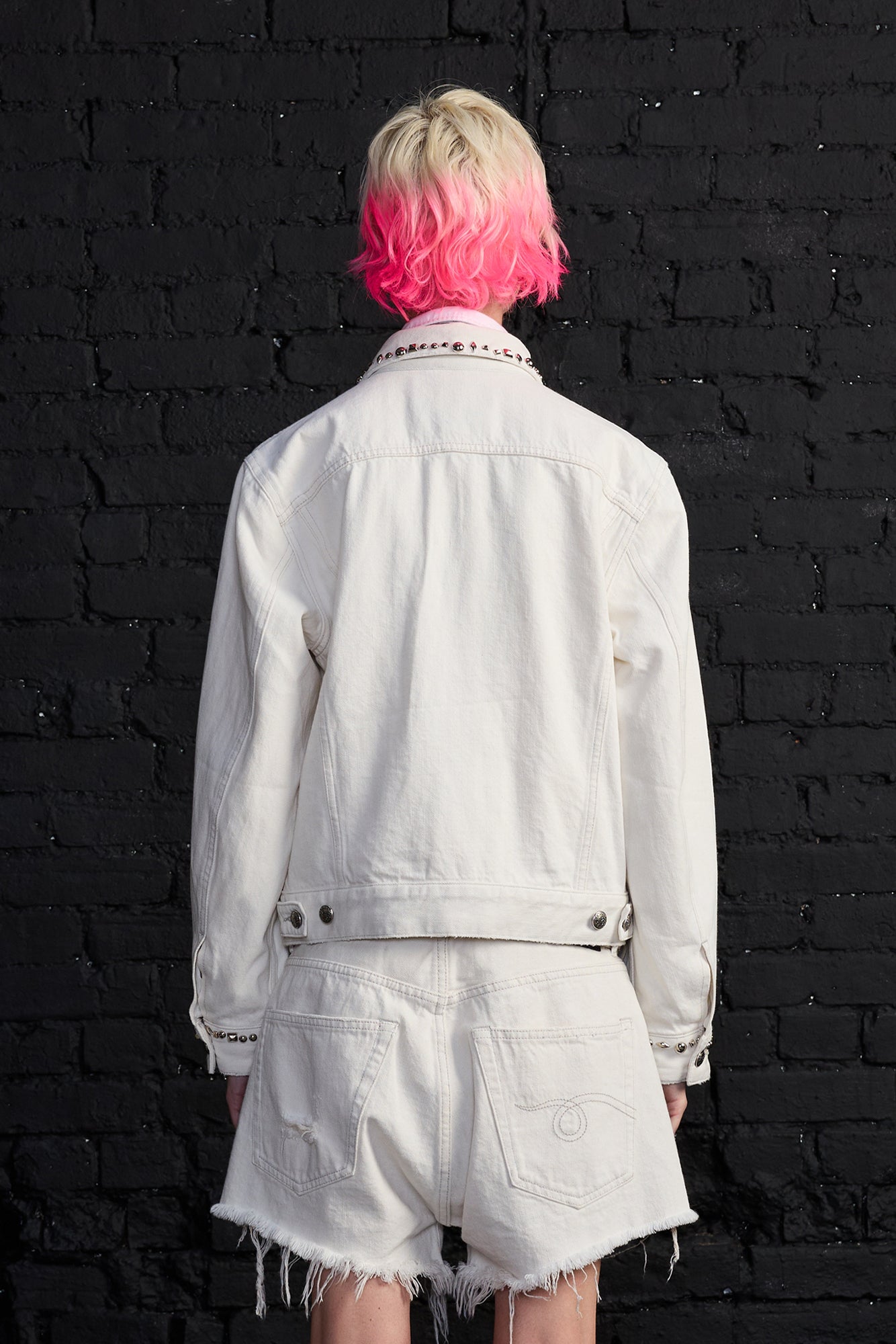Shrunken Studded Trucker Jacket - Cement White - R13
