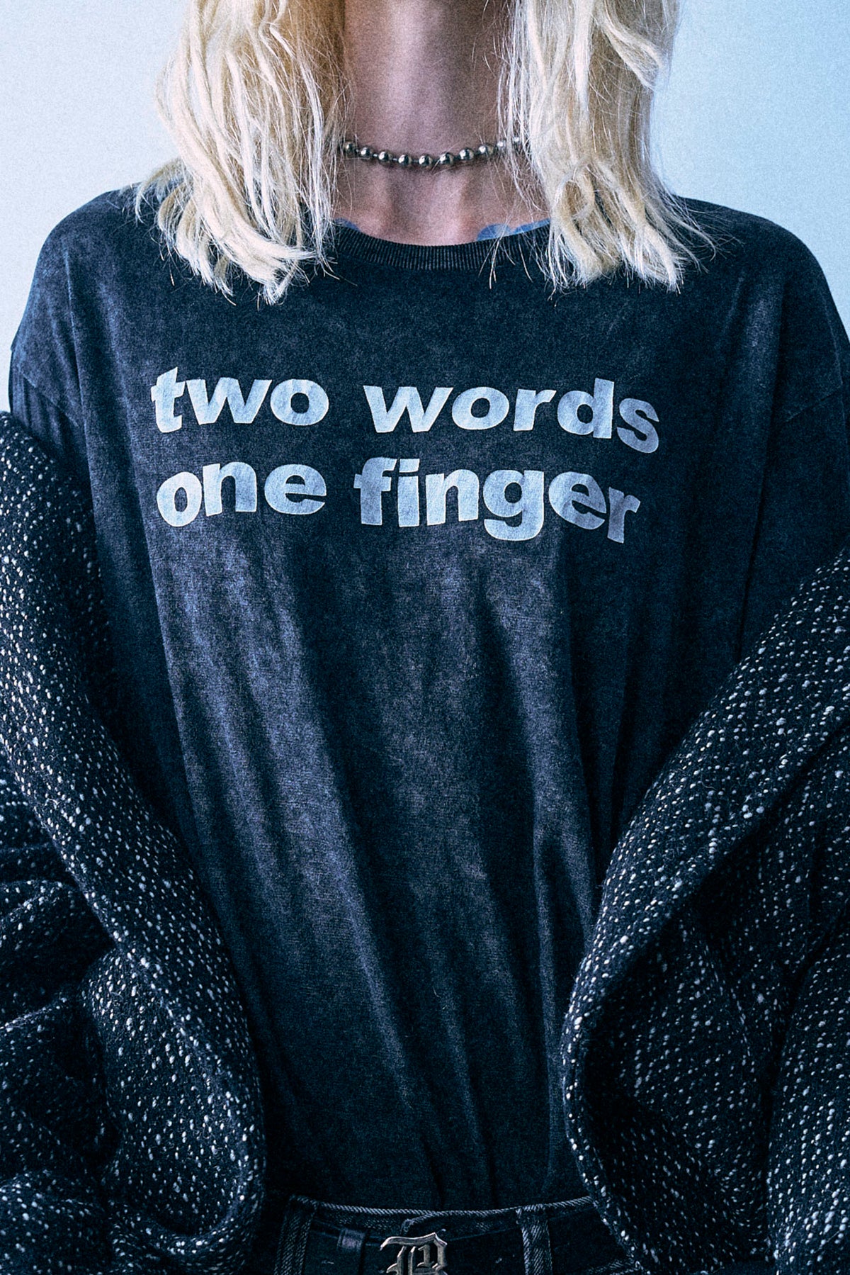 Two Words One Finger Boy T - Black - R13
