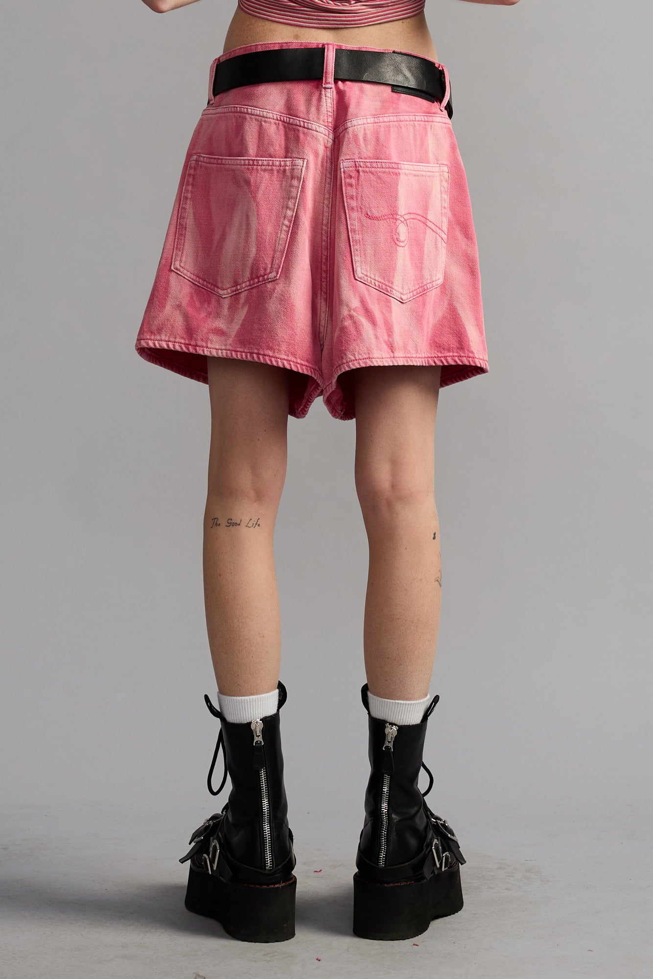 VENTI SHORT - EXPLODED PINK - R13