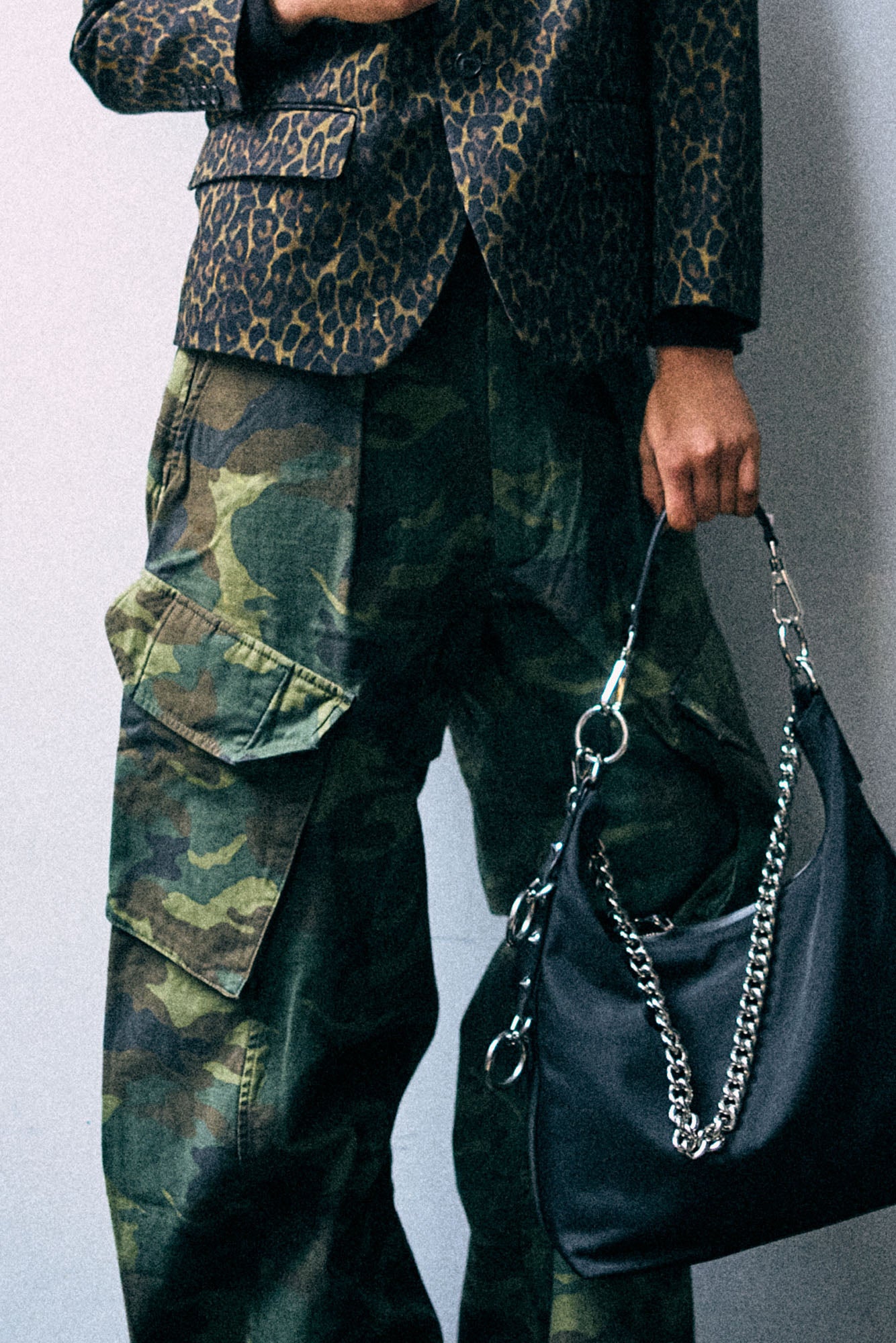 Barrel Cargo - Green Camo Back Sateen - R13