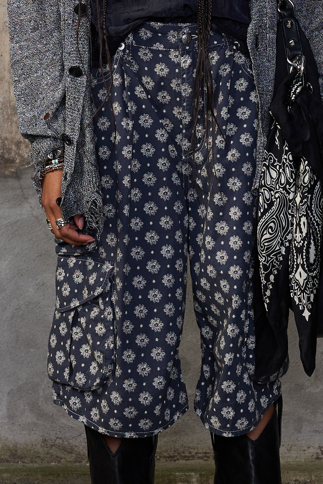 BERMUDA CARGO SHORT - AIRY INDIGO BLOSSOM - R13