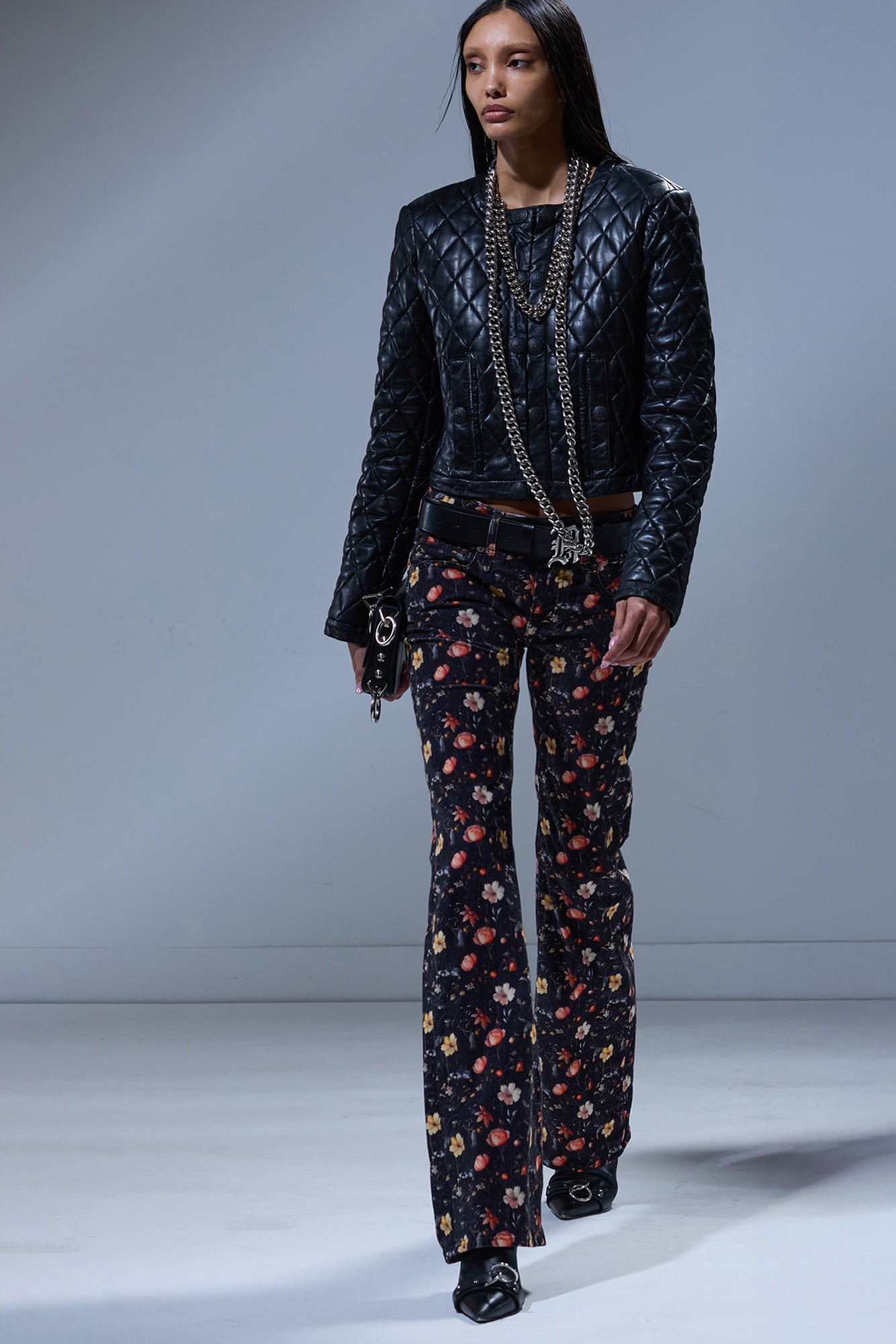 BOY FLARE - LUNAR PETAL VELVETEEN BLACK