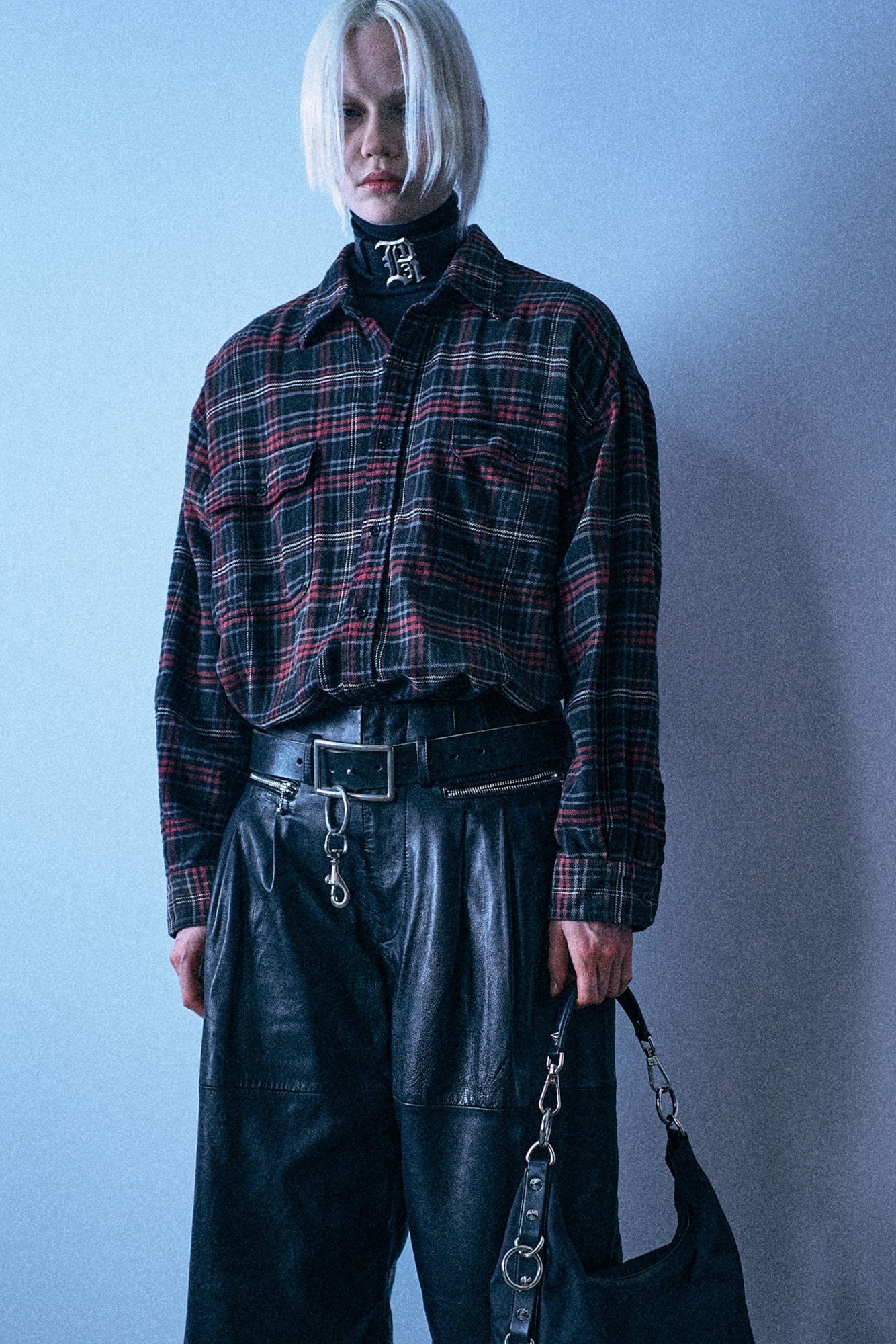 Boyfriend Shirt - Black Red Plaid