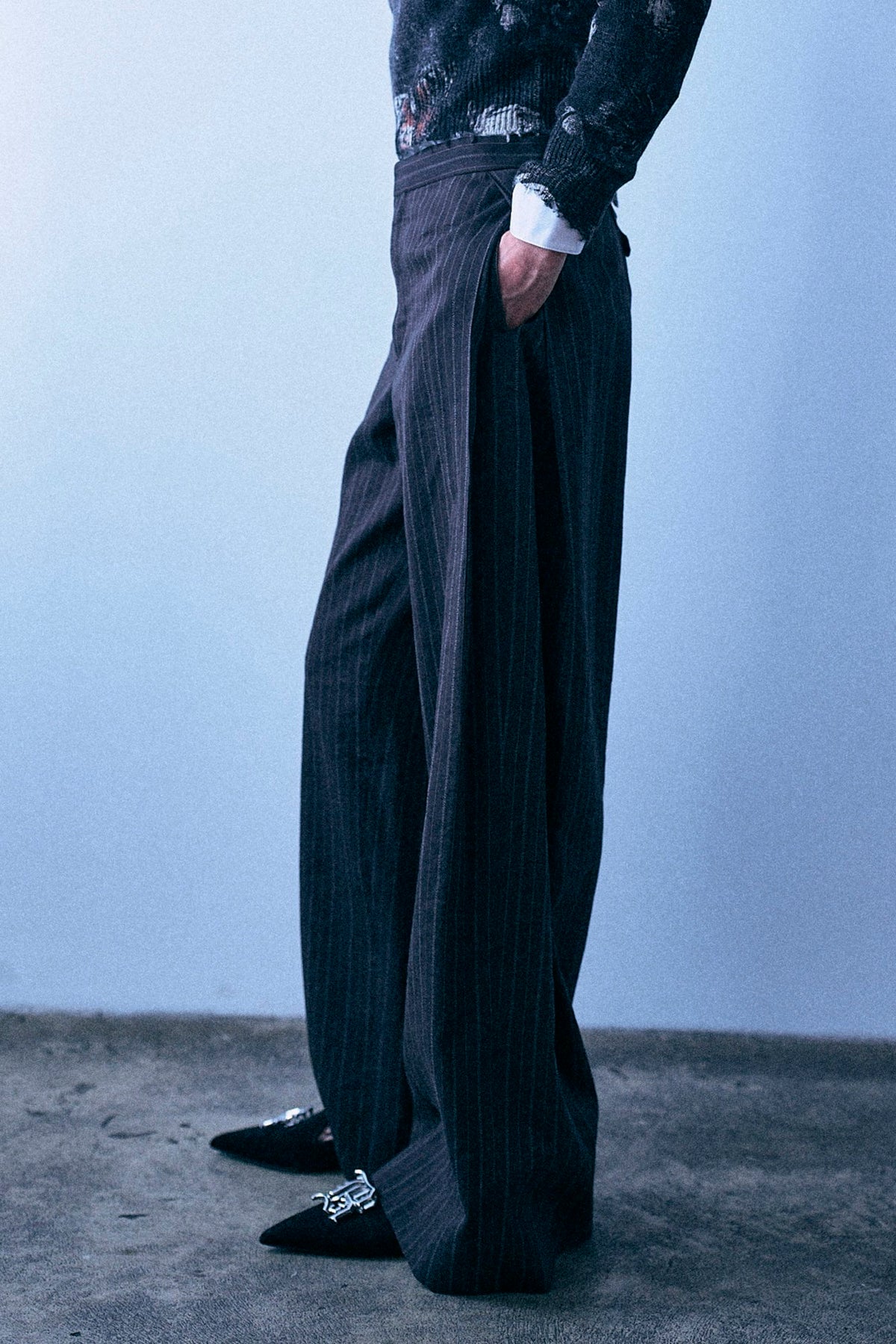 Buckle Back Side Pleat Trouser - Black Multi Stripe - R13