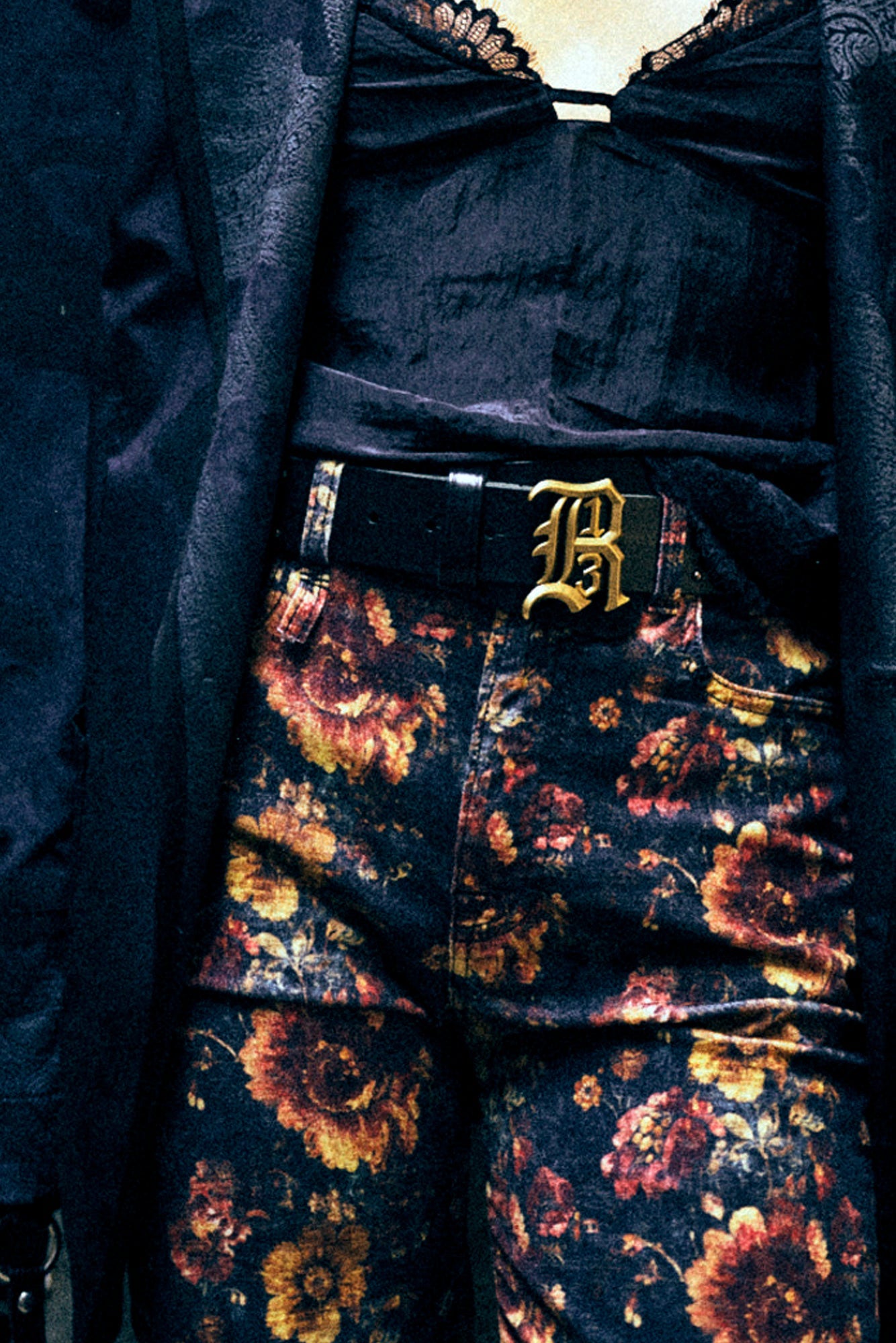 CHARLOTTE JEAN - NAVY BLUE FLORAL VELVETEEN - R13