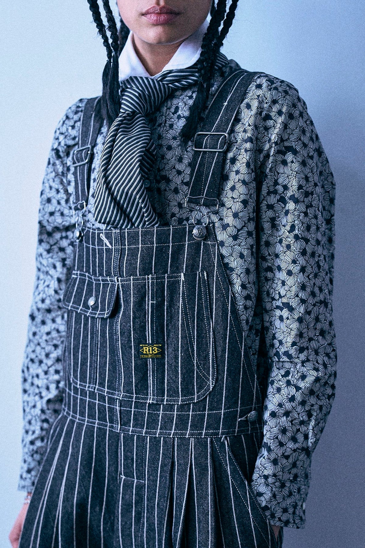Club Collar Shrunken Shirt - Black And White Floral - R13