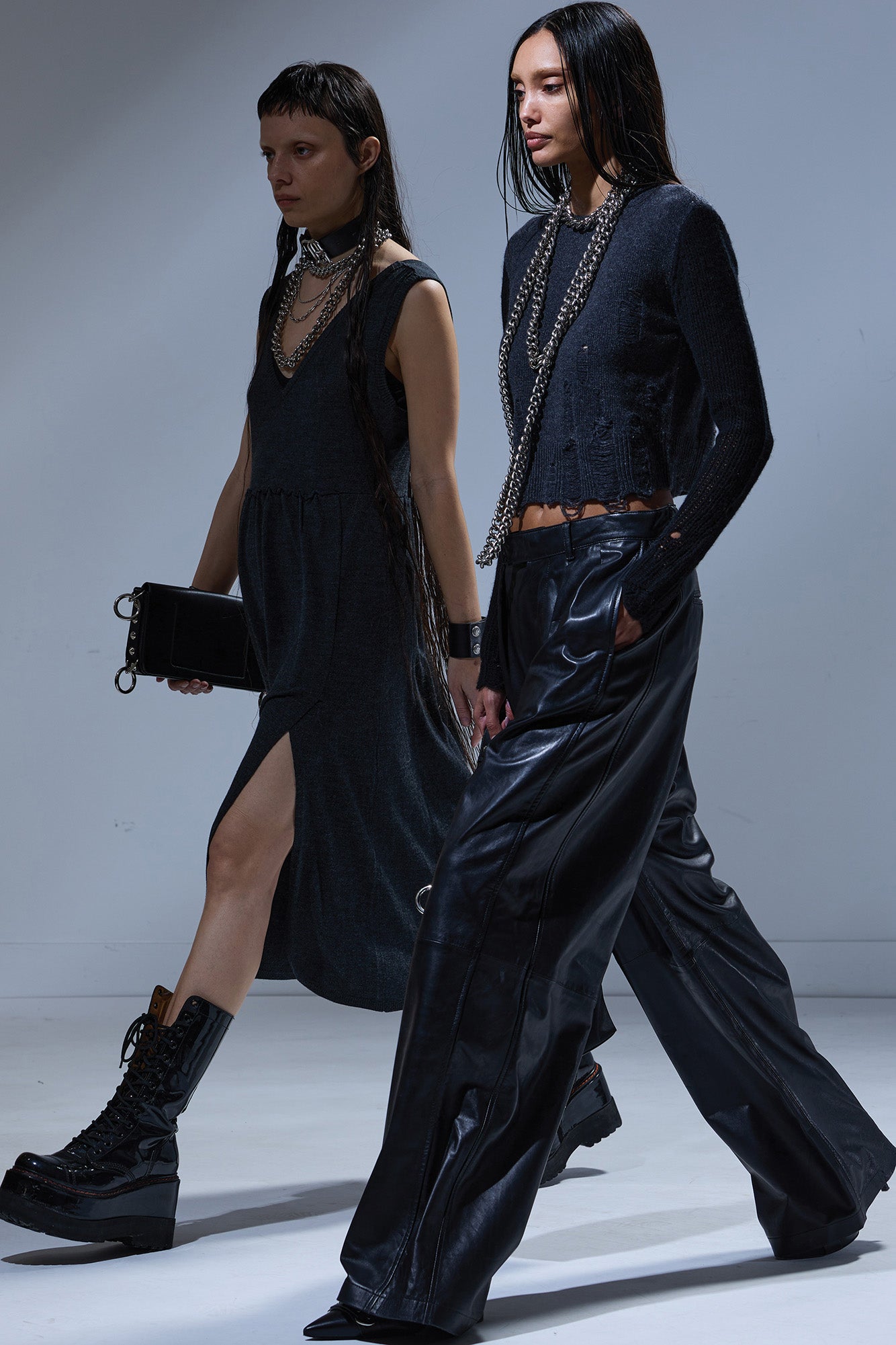 COMBO SLEEVE BABY CREWNECK - CHARCOAL WITH BLACK