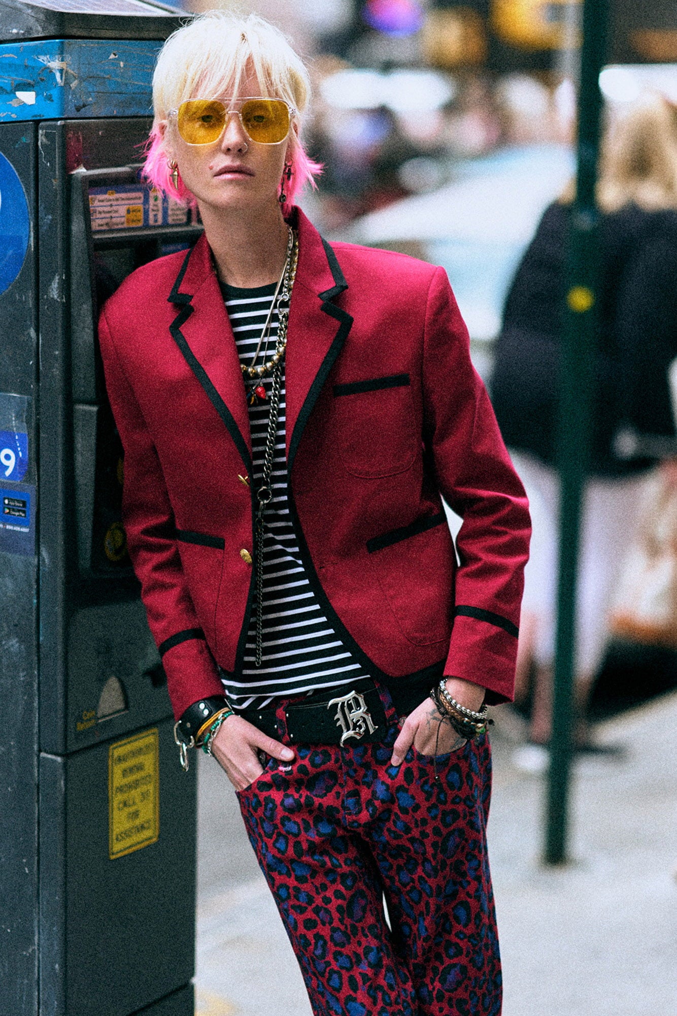 CROPPED BOXY BLAZER - BERRY PINK - R13