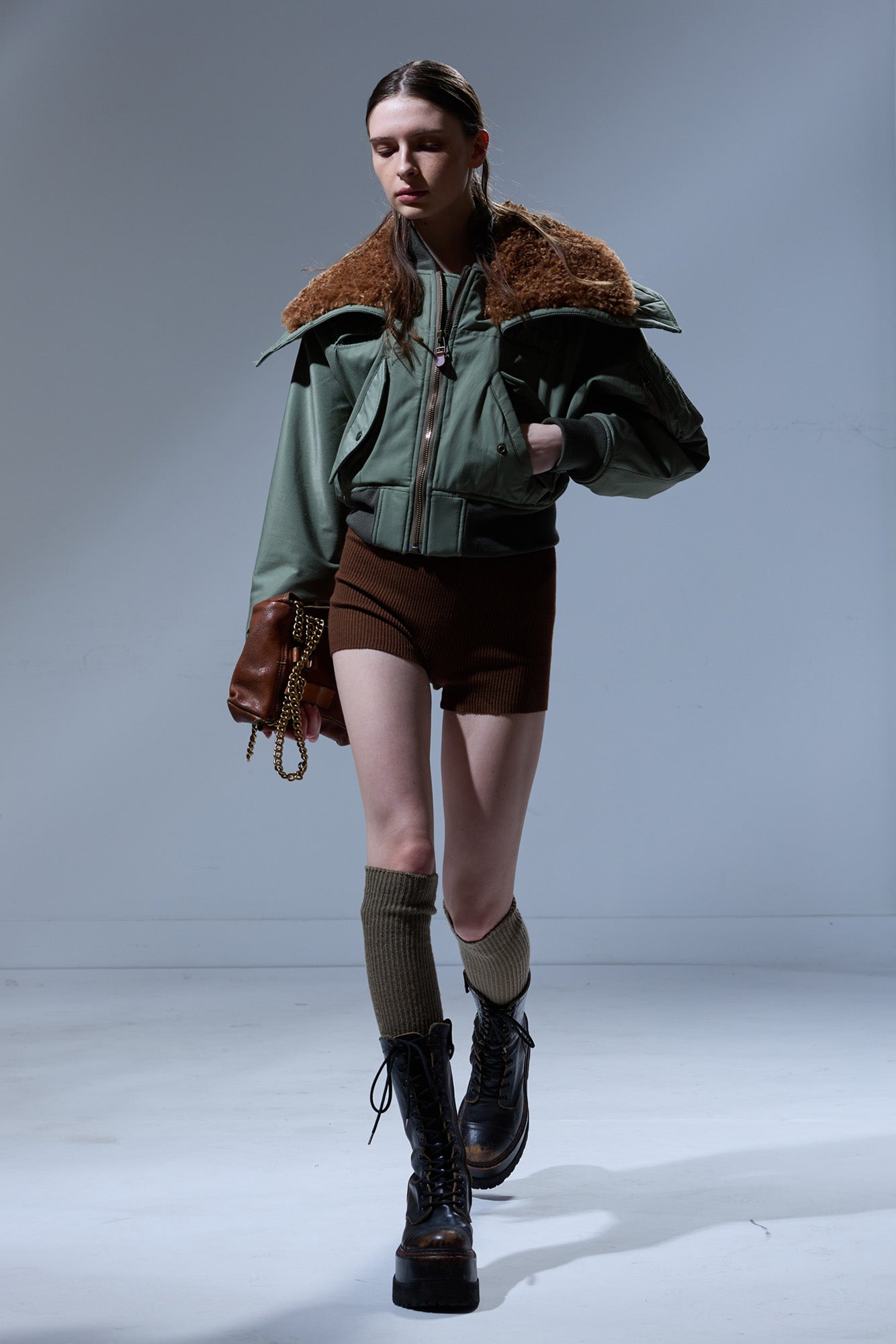 Cropped Flight Bomber - Sage Green – R13