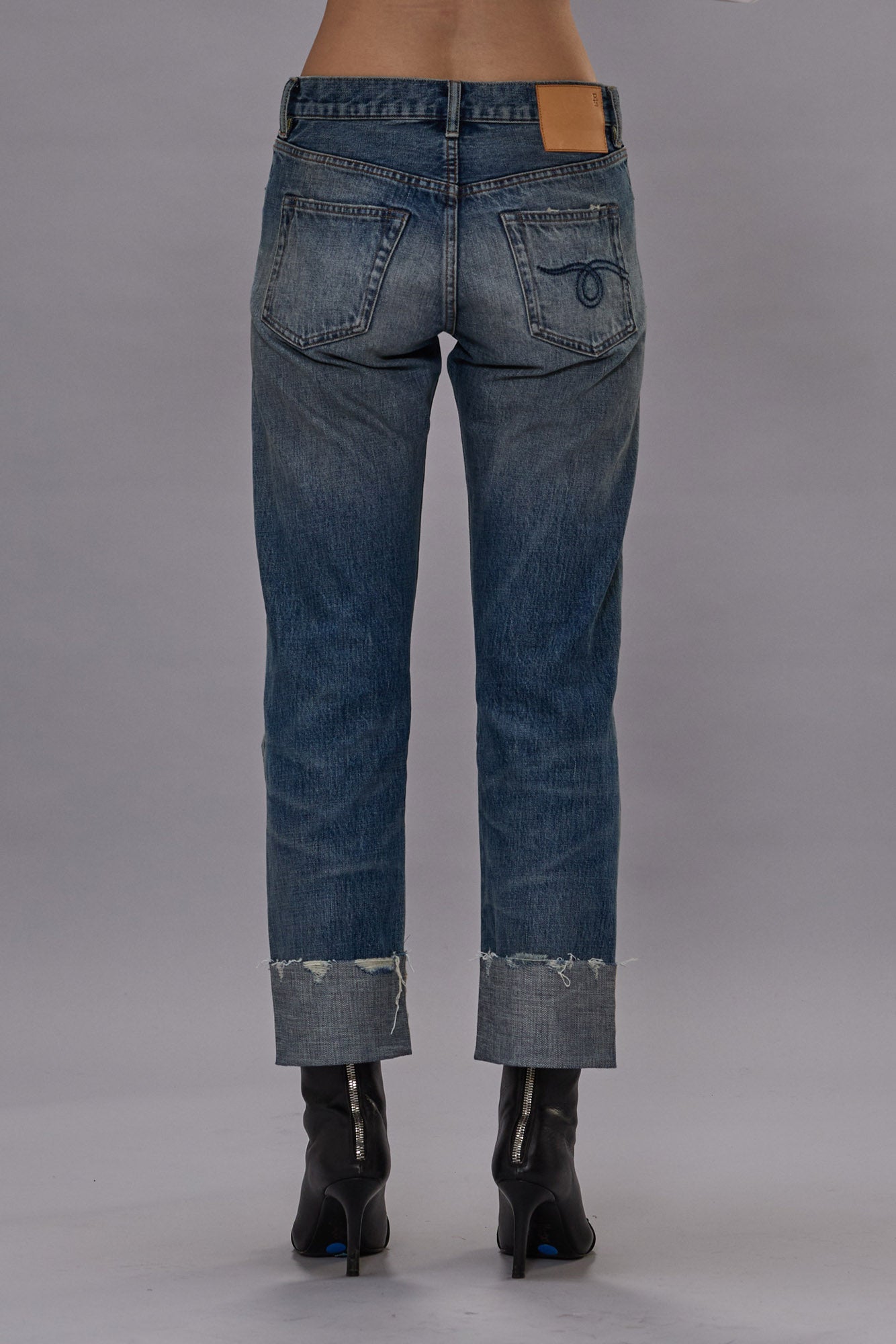 CUFFED ROMEO JEAN - ESTIN STRETCH SELVEDGE BLUE - R13