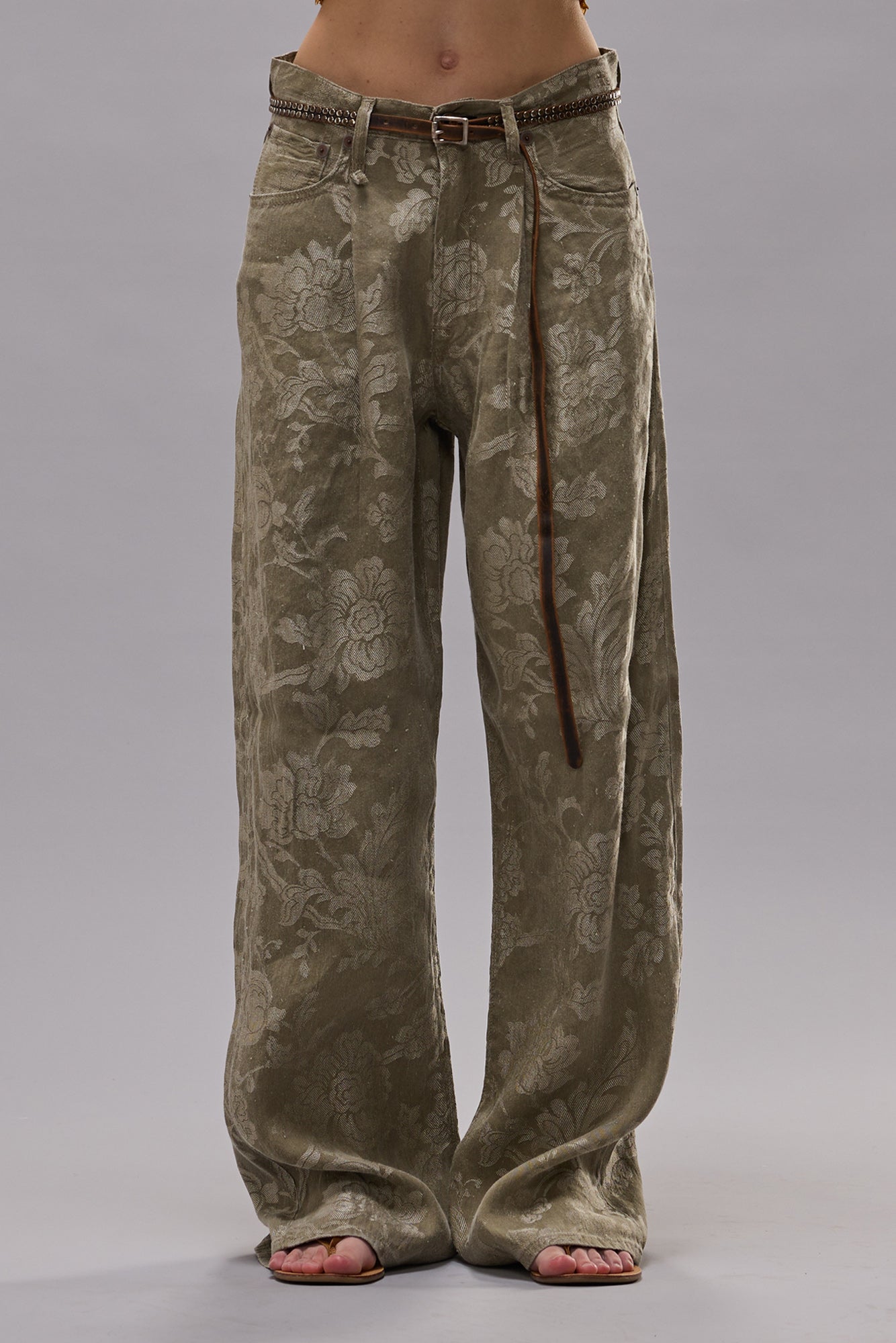 DAMON PLEATED TROUSER - OLIVE FLORAL - R13