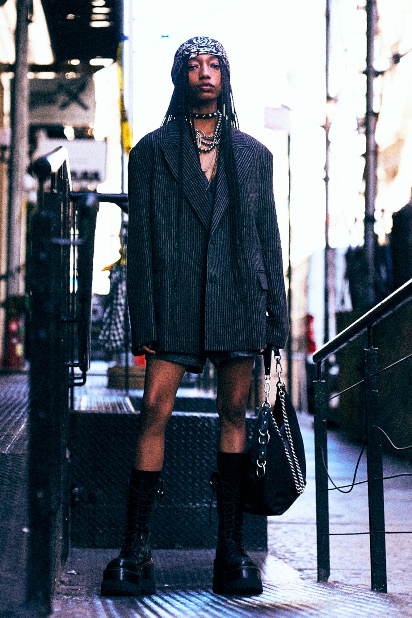 DOUBLE-BREASTED PEAK LAPEL RAGGED BLAZER - BROWN STRIPE - R13