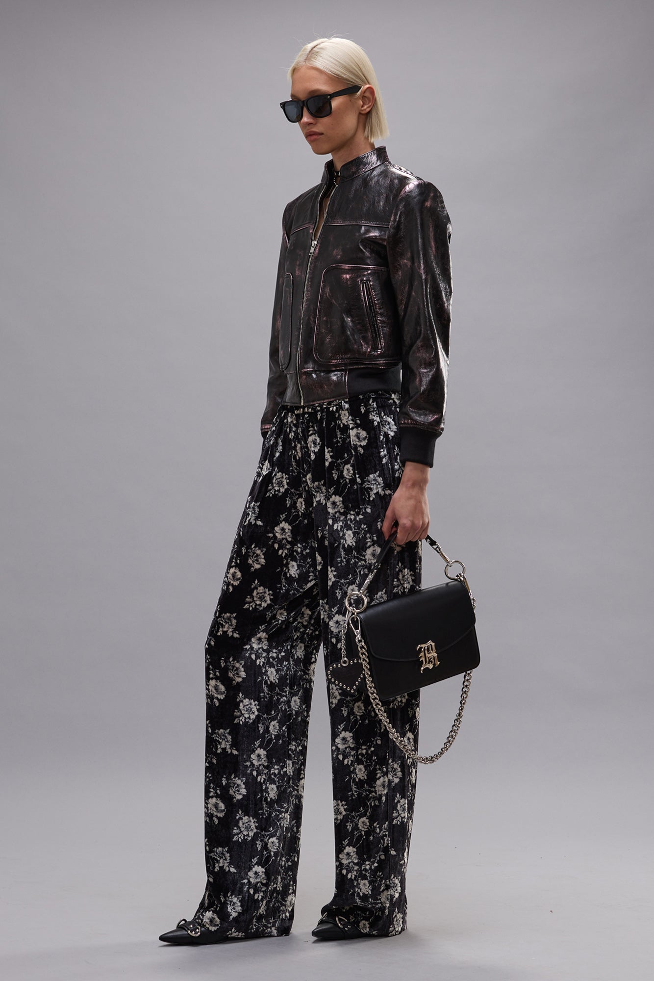 DOUBLE PLEAT TROUSER - FLORAL ON BLACK - R13