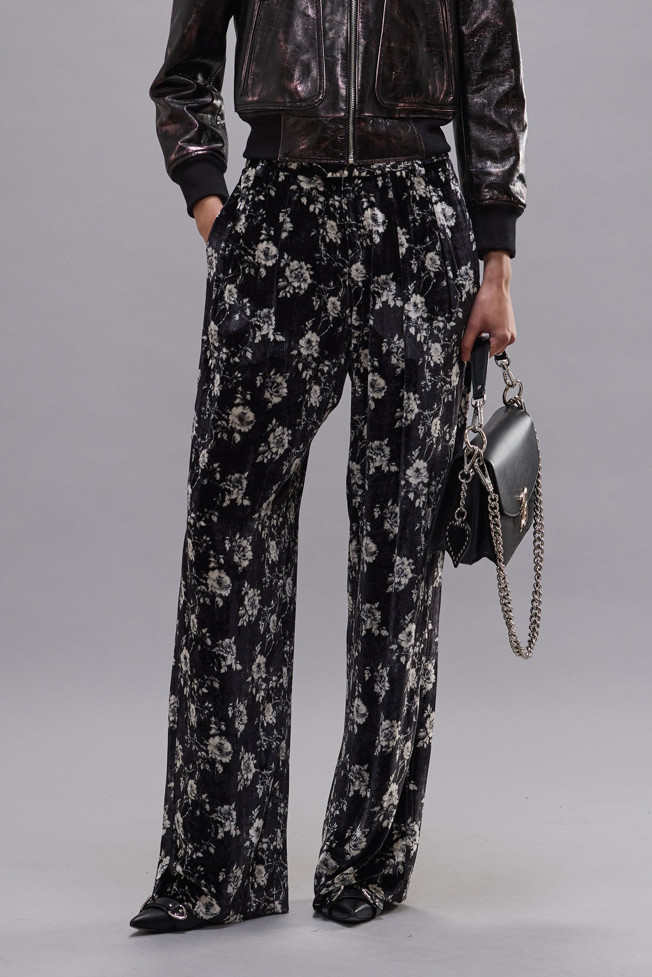 DOUBLE PLEAT TROUSER - FLORAL ON BLACK - R13