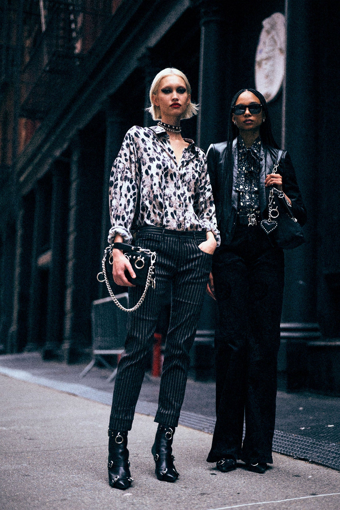 DROP NECK SHIRT - BLACK SILVER LEOPARD - R13