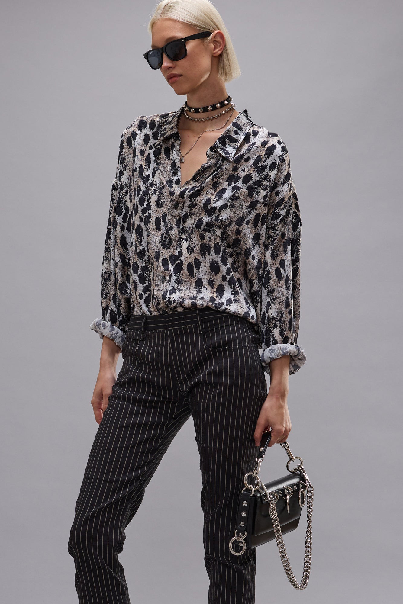 DROP NECK SHIRT - BLACK SILVER LEOPARD - R13