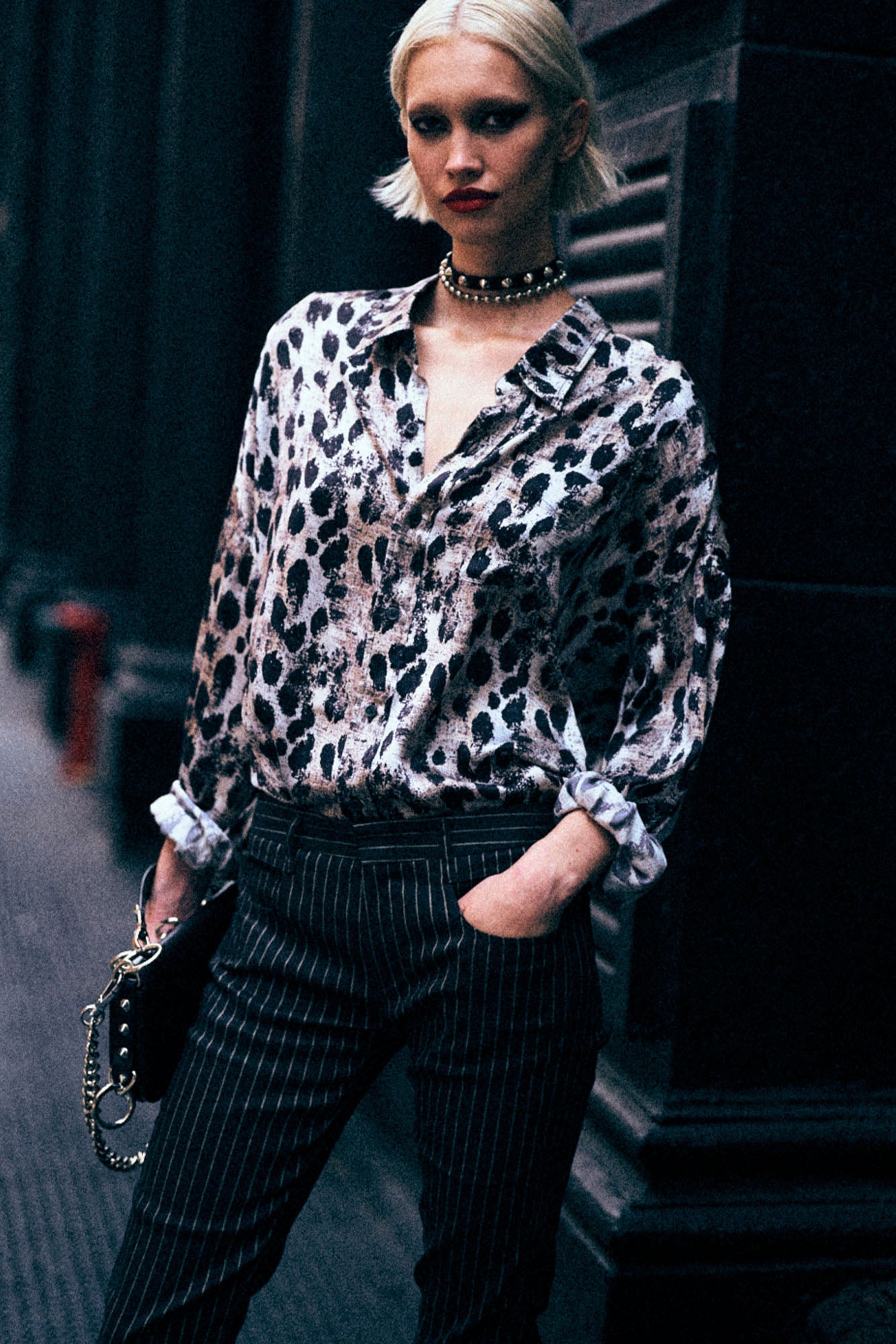 DROP NECK SHIRT - BLACK SILVER LEOPARD