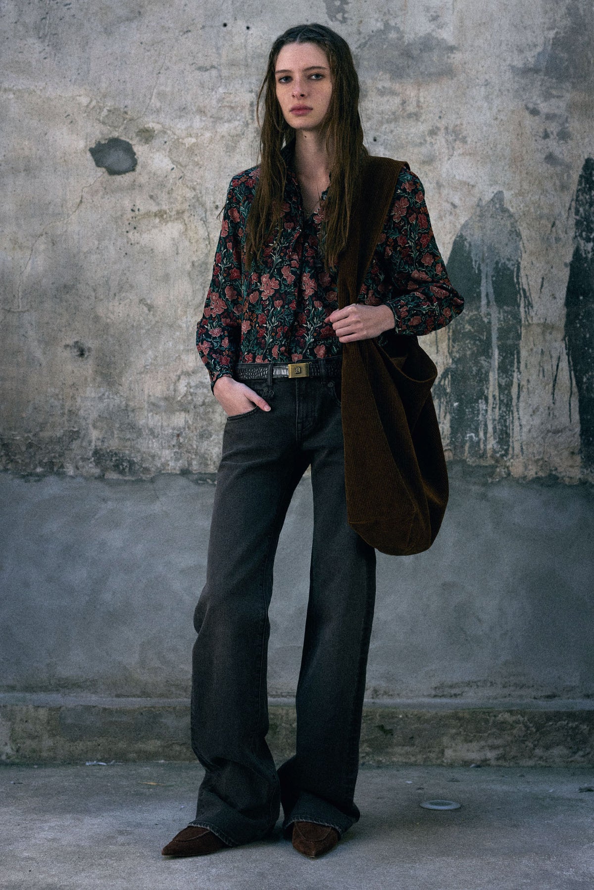 Effie Jean - Worn Chocolate Brown - R13