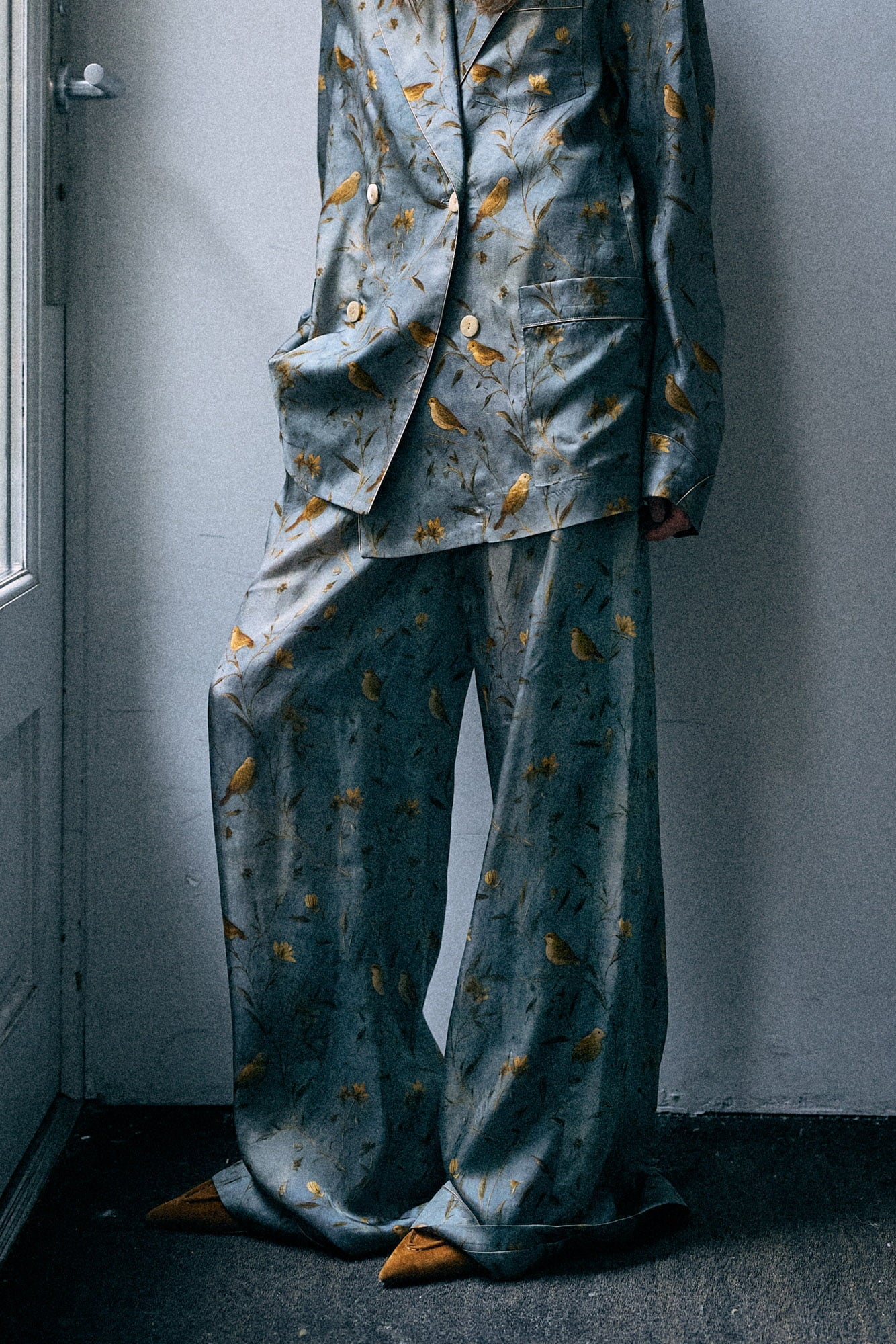 Elastic Waist Darcy Flare Pj Pant - Gold Bird On Blue - R13