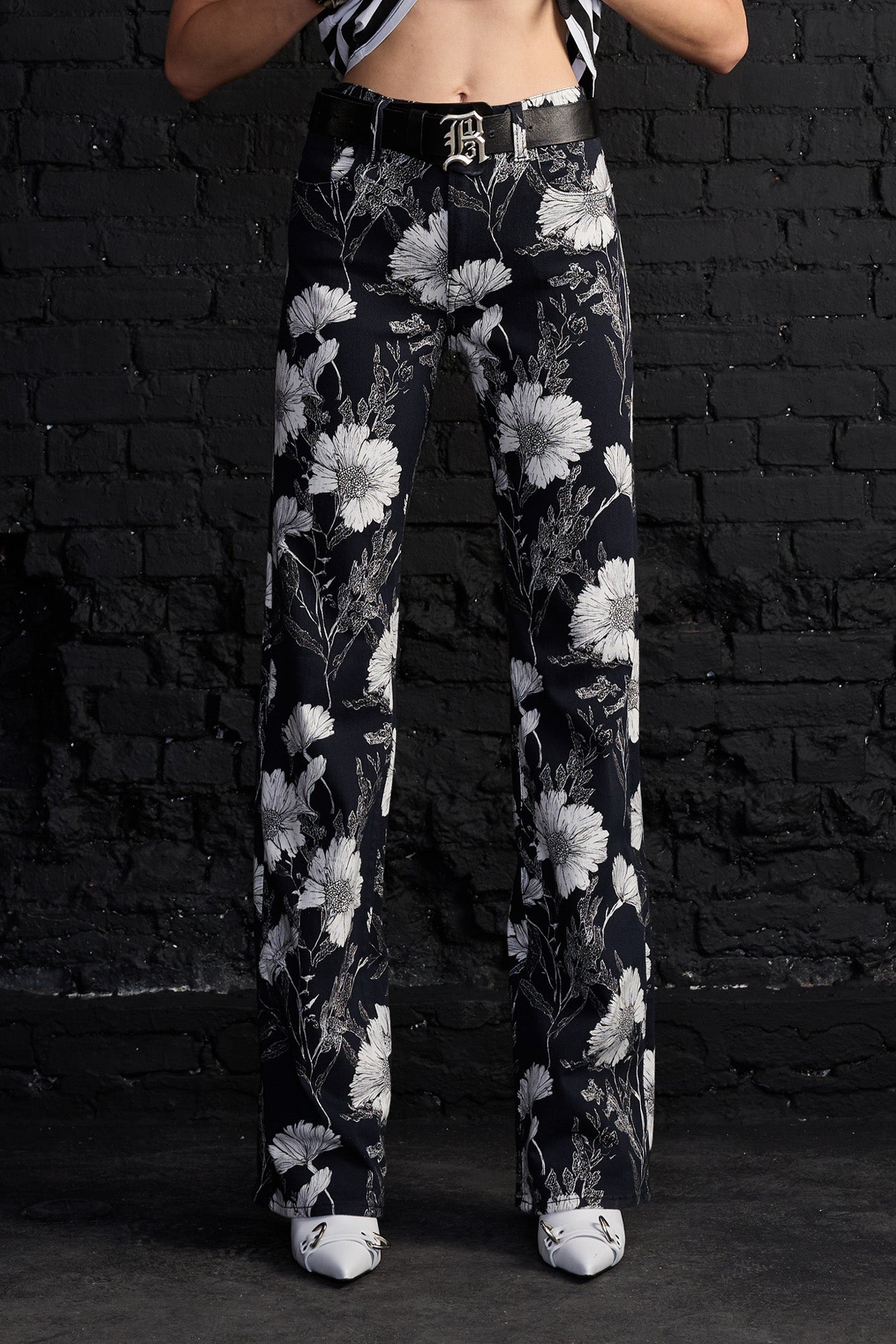Jane Jean - Black Floral - R13