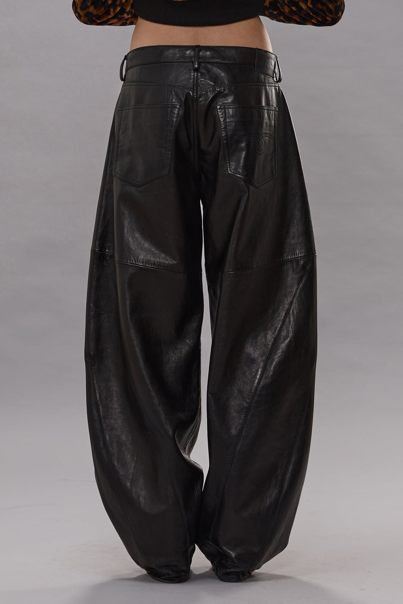 Janine Barrel 5-Pocket Leather Pant - Black - R13