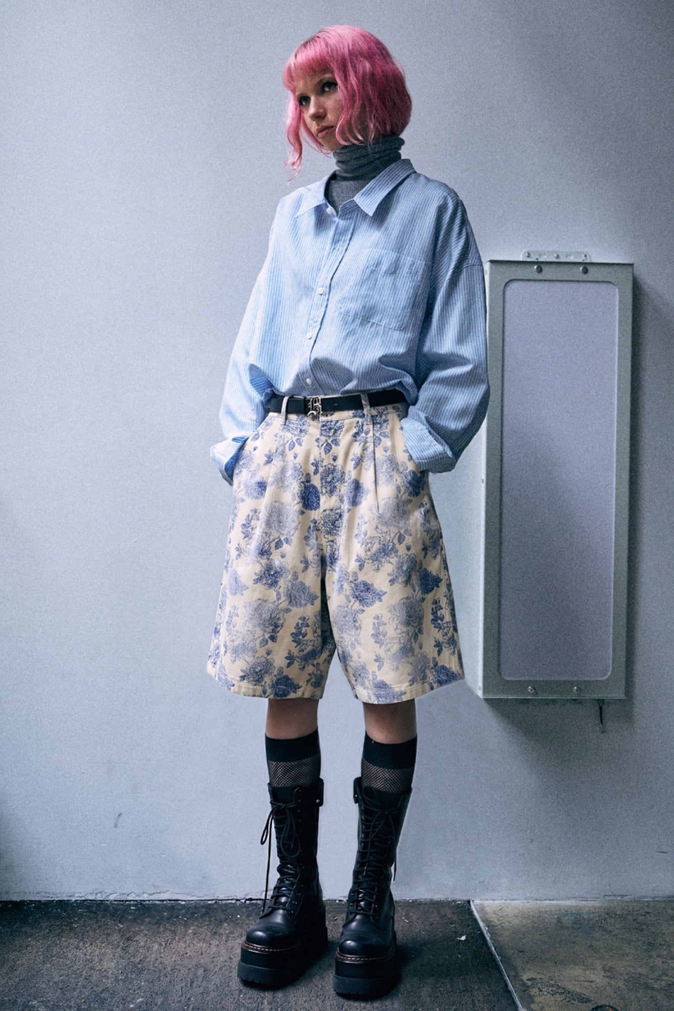 Jesse Carpenter Short - Dust Bloom Indigo - R13
