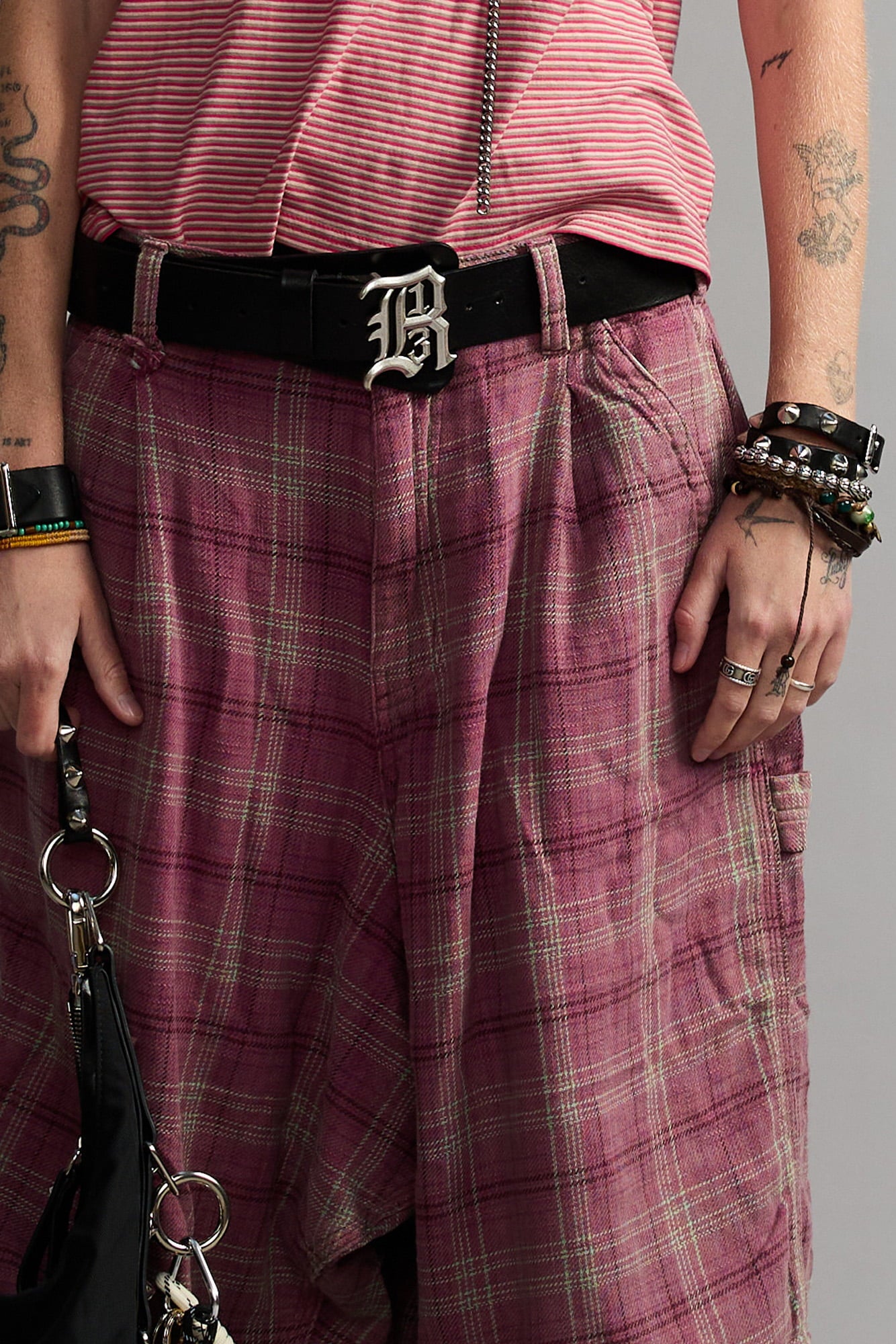 JESSE CARPENTER SHORT - MUTED PINK PLAID - R13
