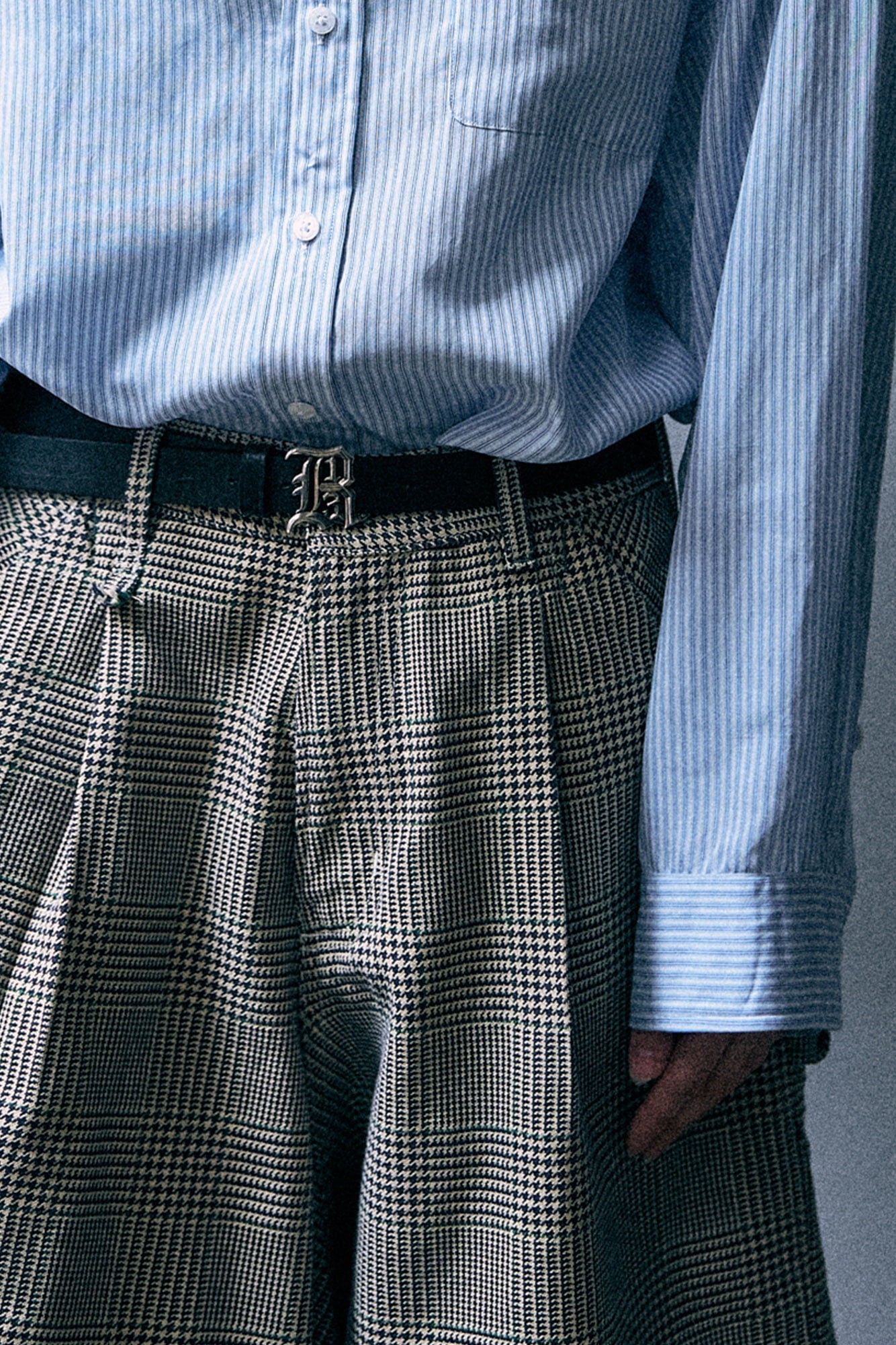 Jesse Carpenter Short - Prince Of Wales Grey Check - R13