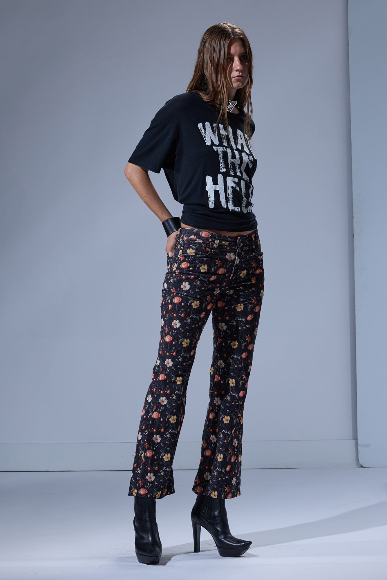 JOAN KICK FLARE JEAN - LUNAR PETAL VELVETEEN BLACK - R13