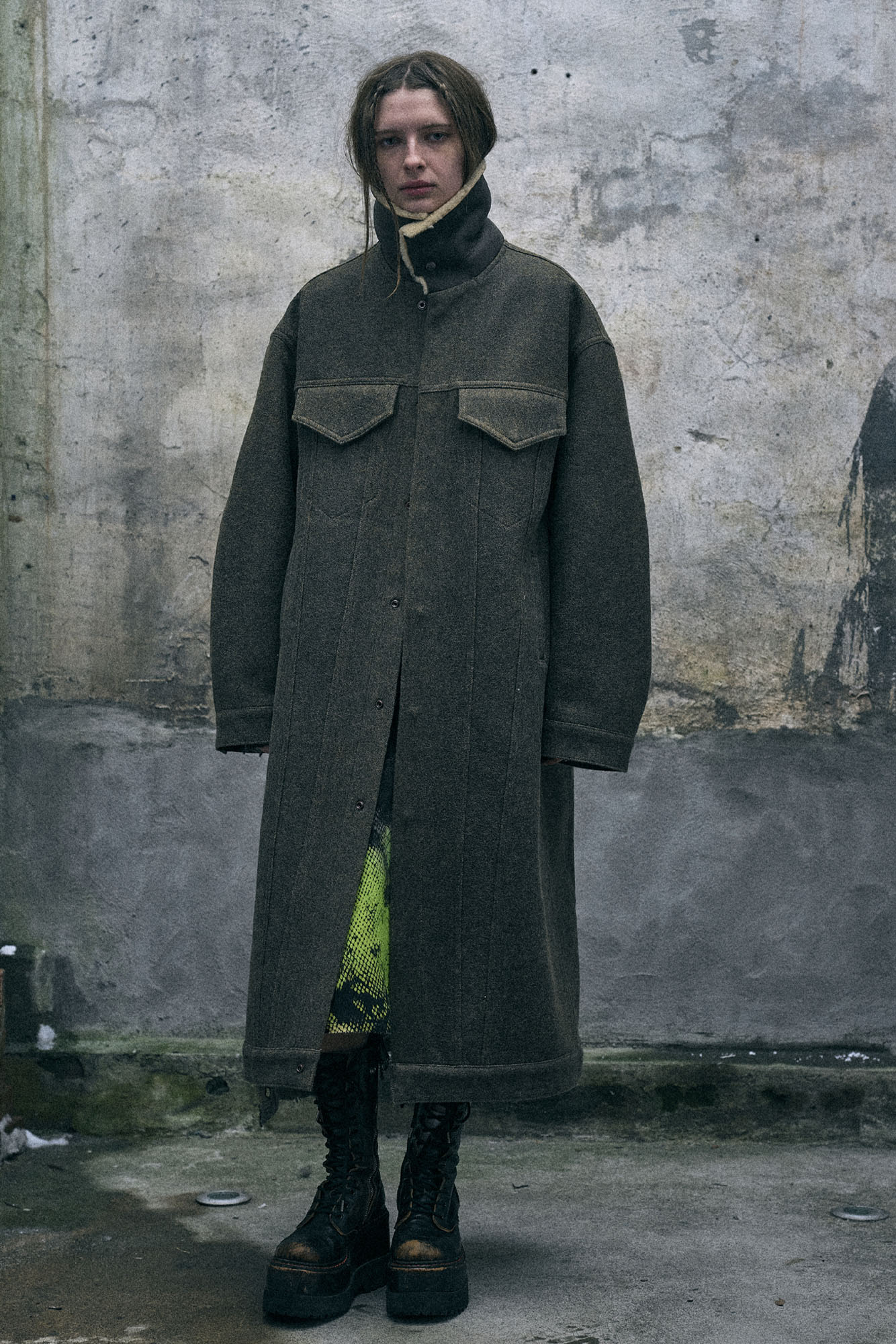 Kat Trucker Coat With Shearling Collar - Brown