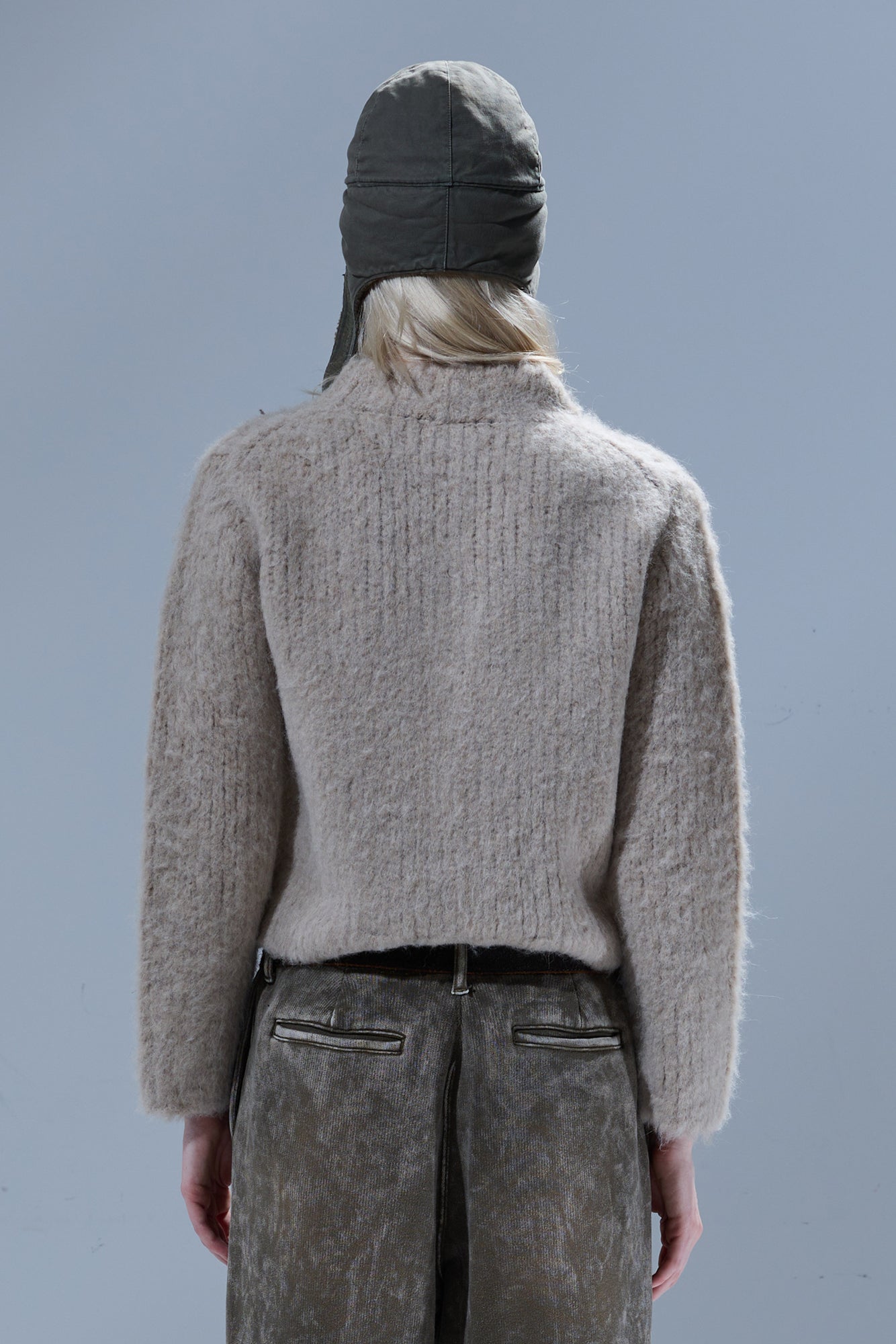 MOCK COLLAR SHRUNKEN SWEATER - BEIGE BROWN - R13