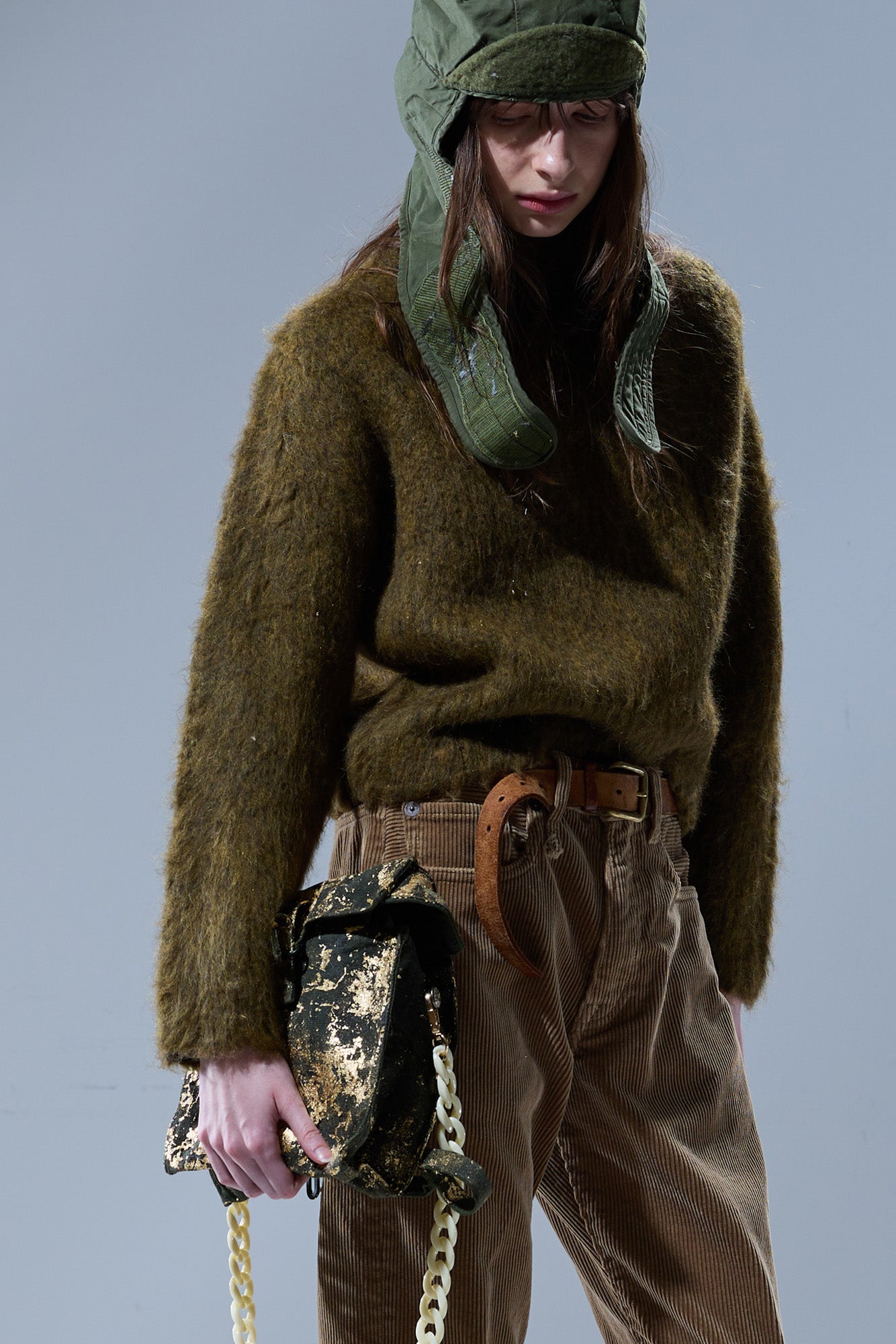 MOCK COLLAR SHRUNKEN SWEATER - HEATHER OLIVE GREEN