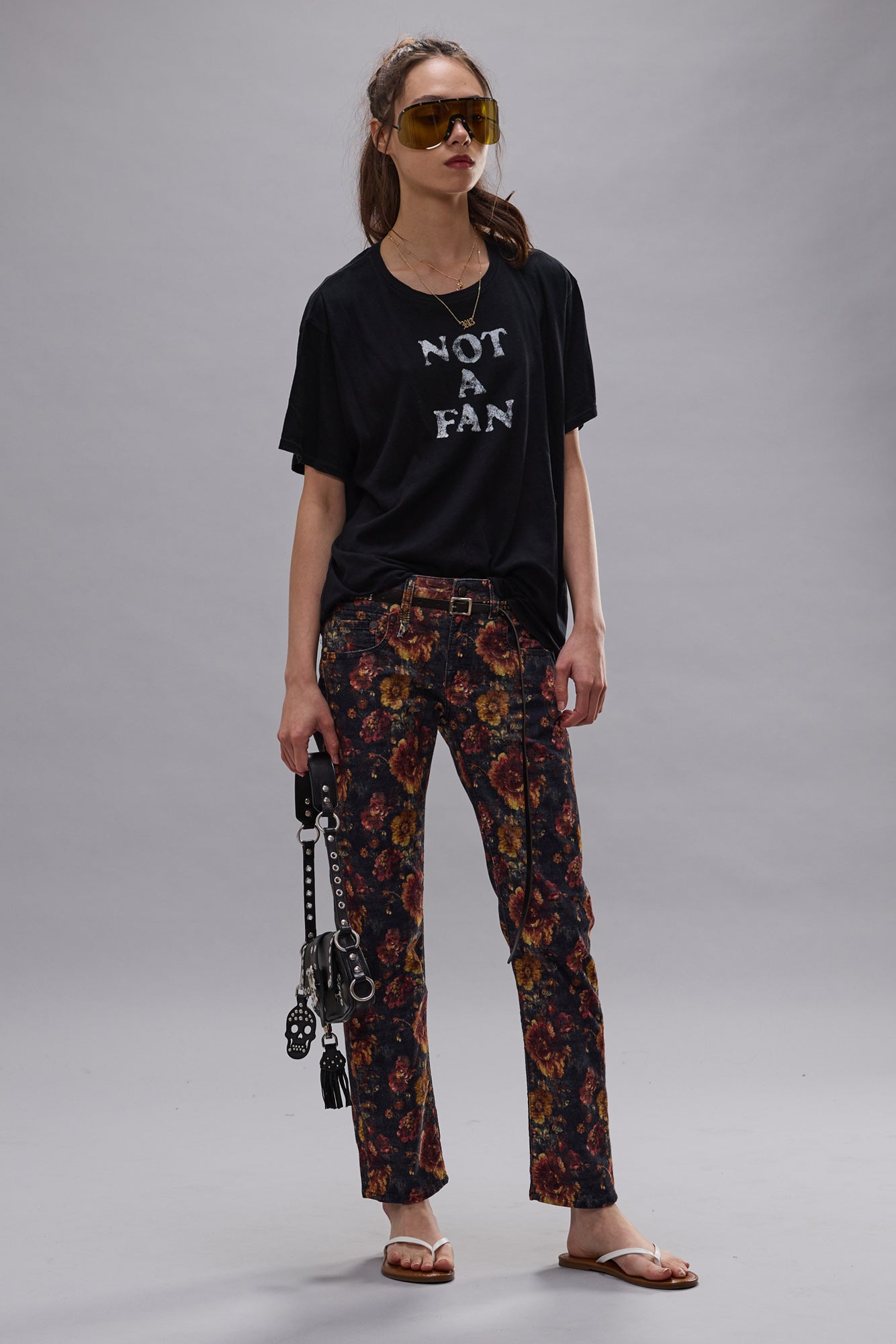 NOT A FAN BOY T - BLACK - R13