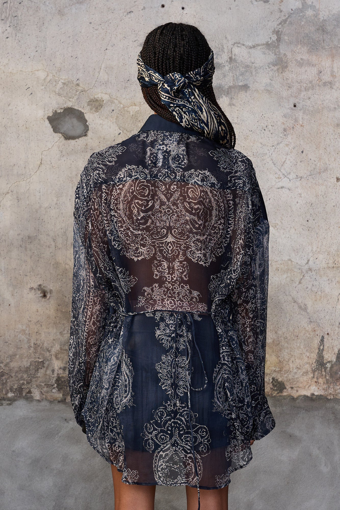 OVERLAY DROP NECK SHIRT - NAVY BLUE ABSTRACT BANDANA - R13