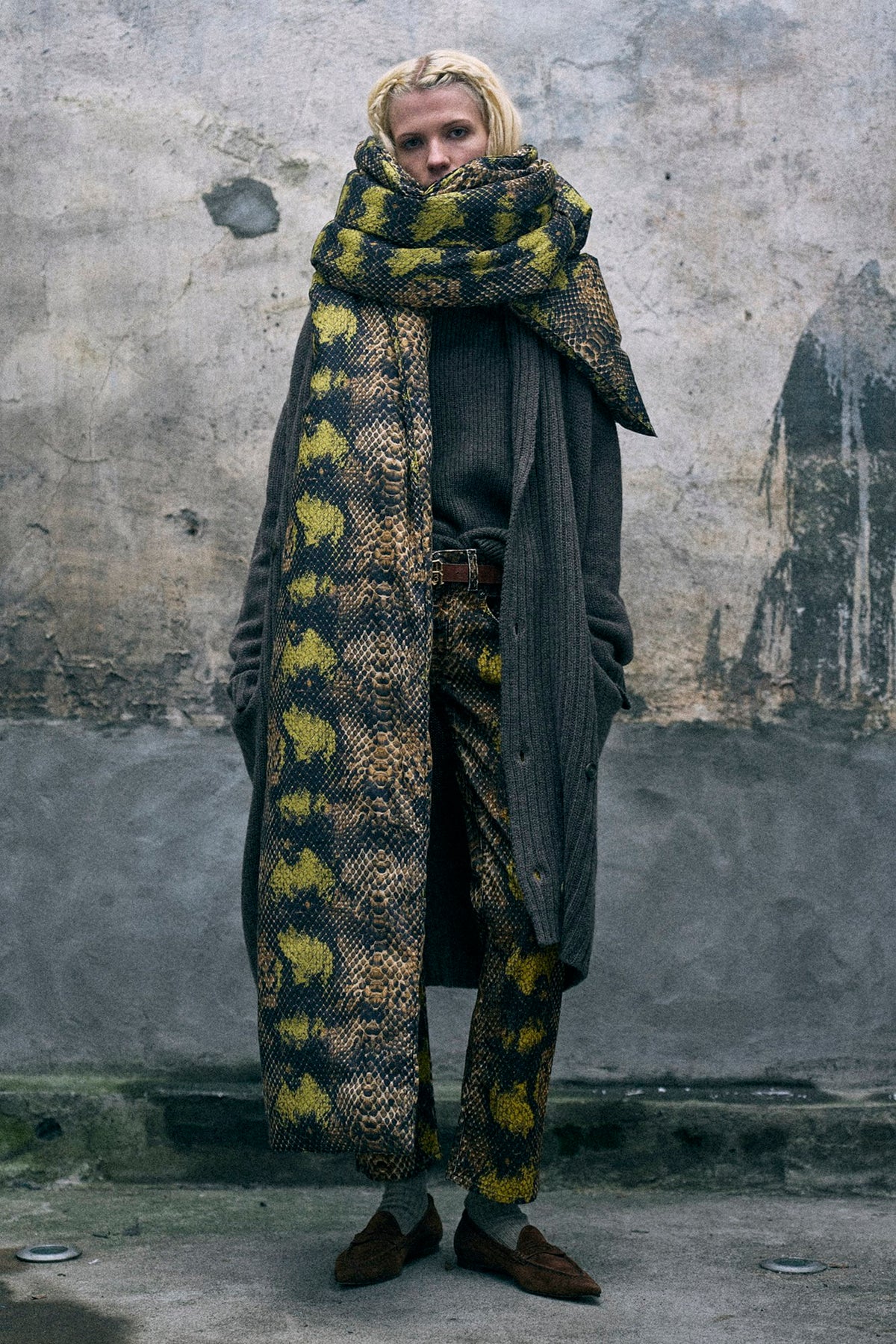 Oversized Padded Scarf - Brown Green Snake - R13