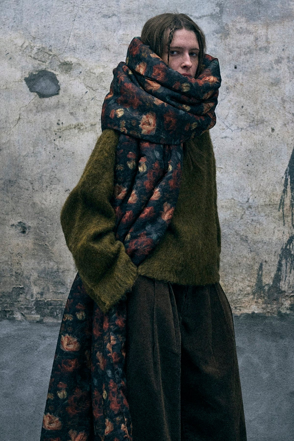 Oversized Padded Scarf - Red Black Large Floral - R13