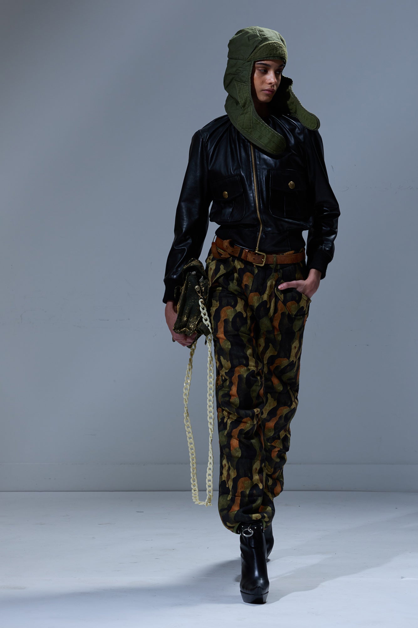 PADDED MILITARY PANTS - DARK CAMO GREEN - R13