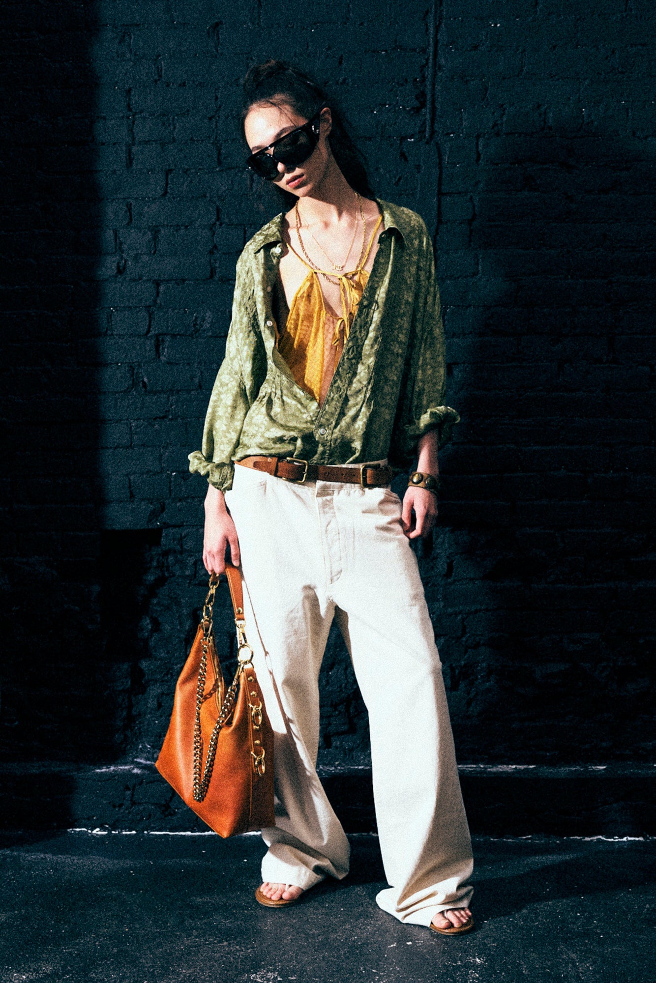 PINTUCK DROP NECK SHIRT - OLIVE FLORAL - R13